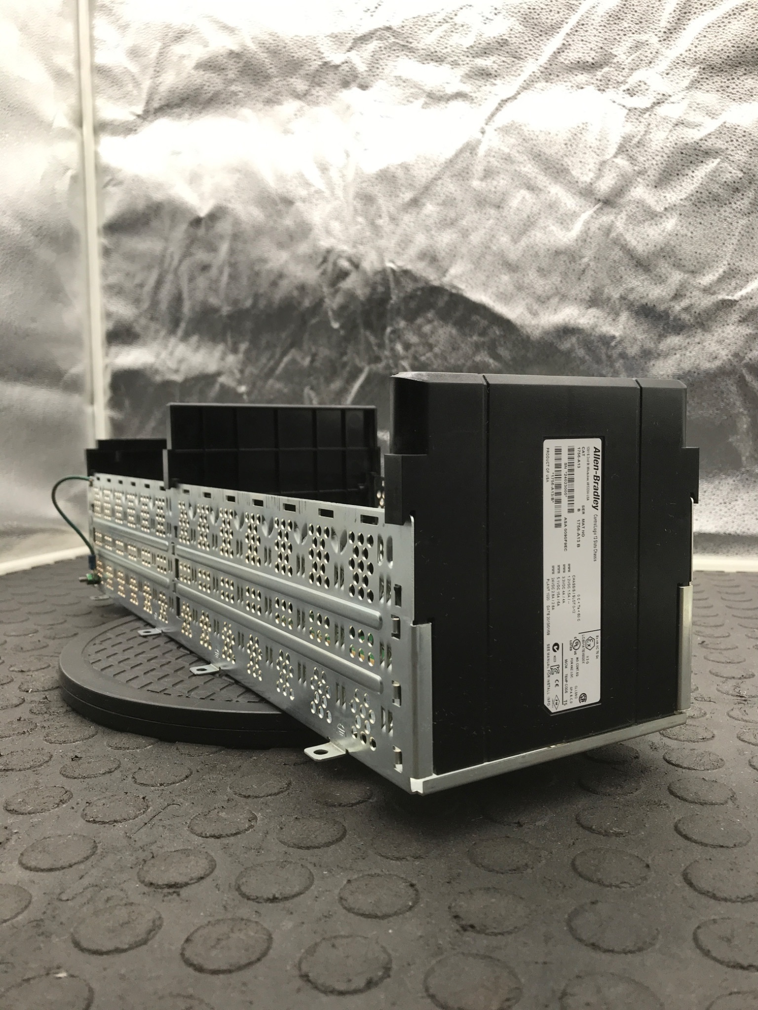 ALLEN BRADLEY 1756-A13/B 13 Slot ControlLogix Chassis USED 0