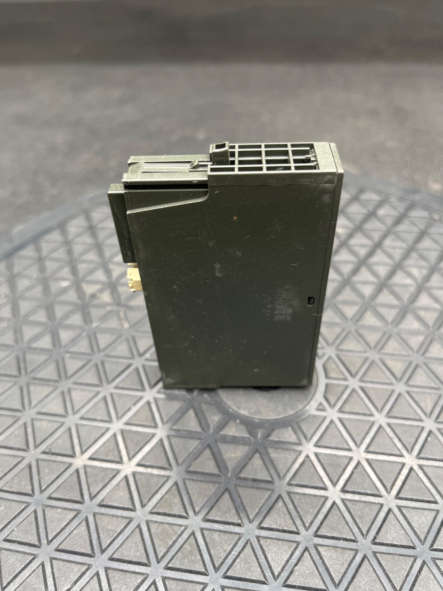 Siemens 6ES7 151-1AB00-0AB0 SIMATIC ET200S Interface Module USED 1