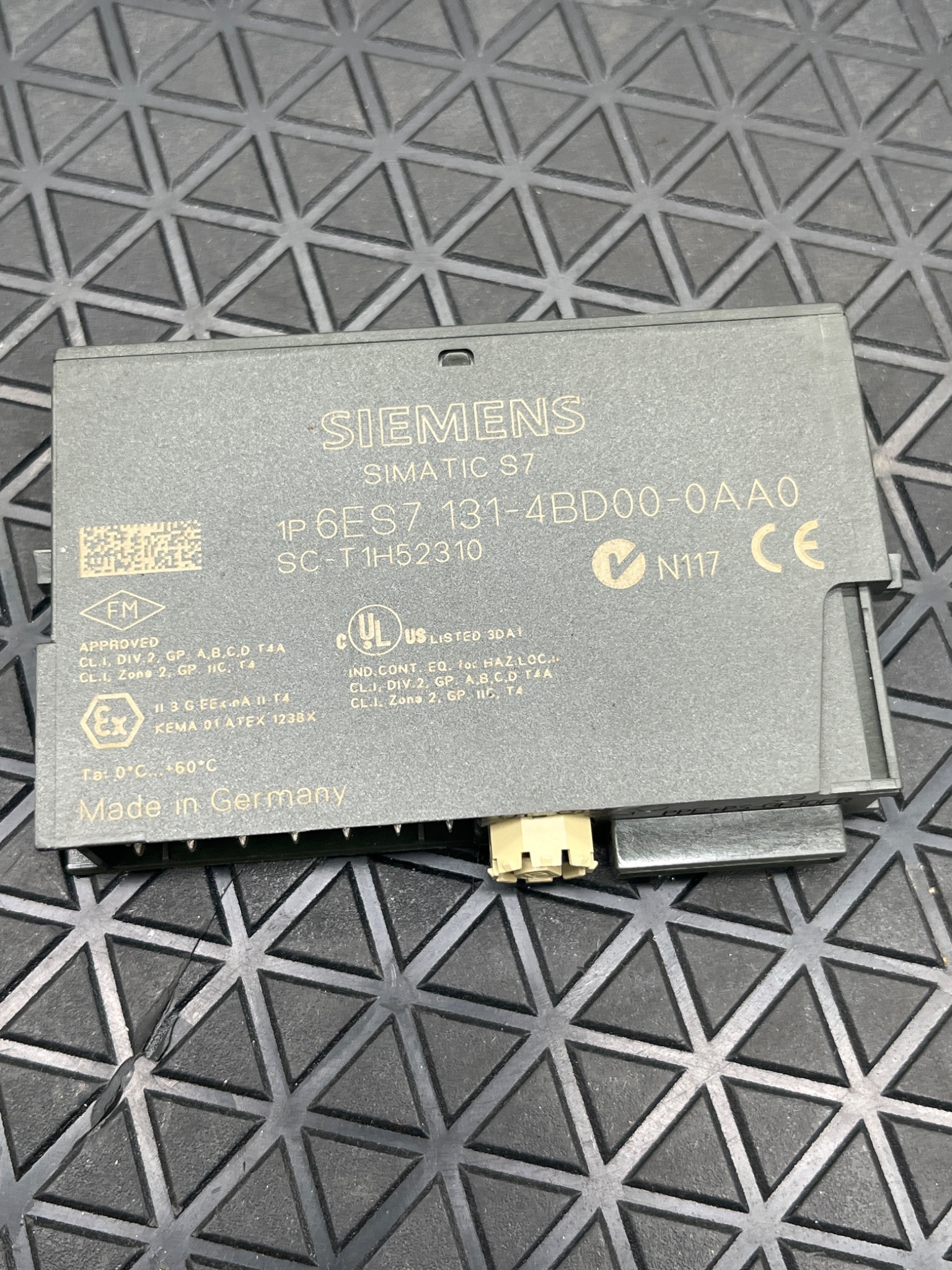 Siemens 6ES7 151-1AB00-0AB0 SIMATIC ET200S Interface Module USED 4
