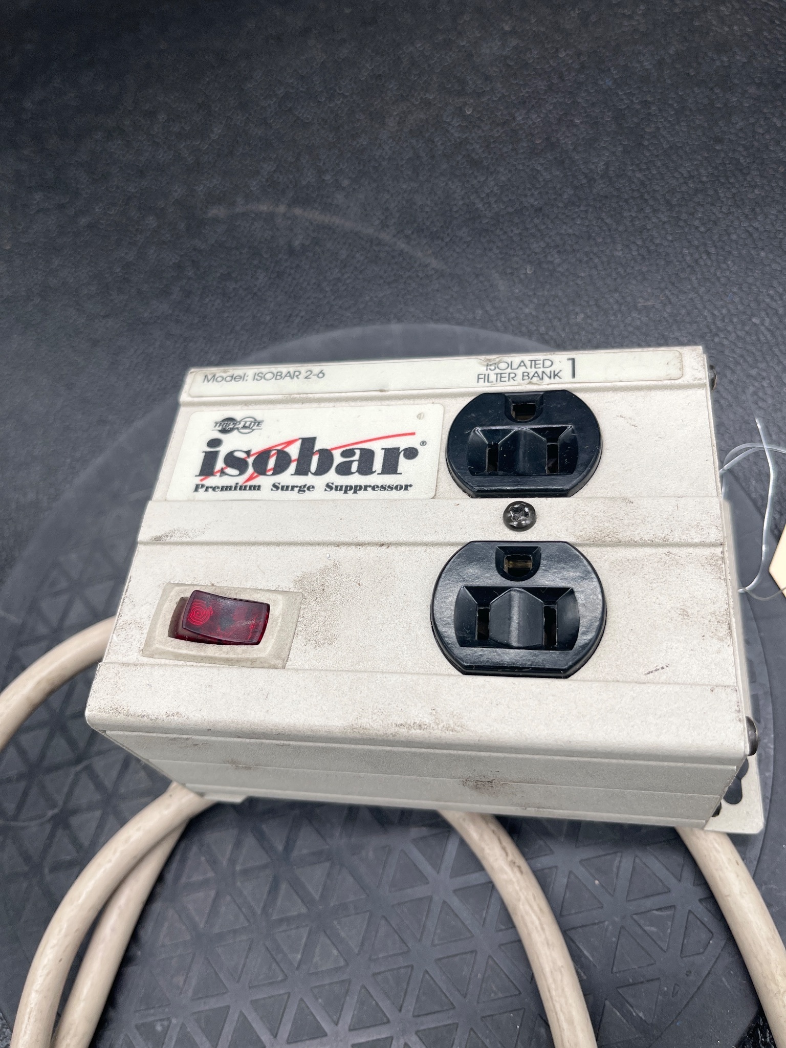 TRIPP LITE ISOBAR2-6 2 Outlet Surge Suppressor USED 0