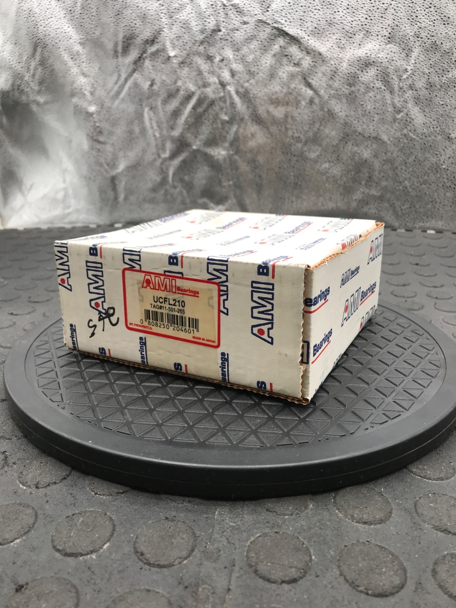 AMI UCFL210 2-Bolt Flange Bearing Unit 50mm Bore NEW 0