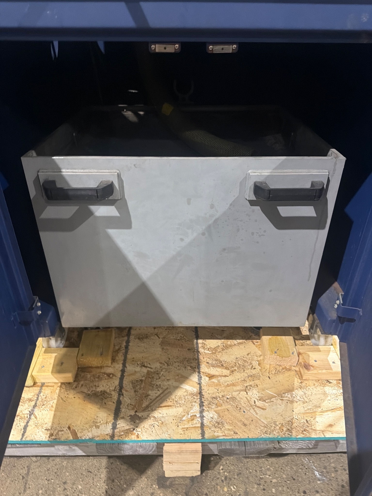 BUEHLER 10-2193-400 AbrasiMatic 300 Abrasive Cutter 380V 3PH USED 6