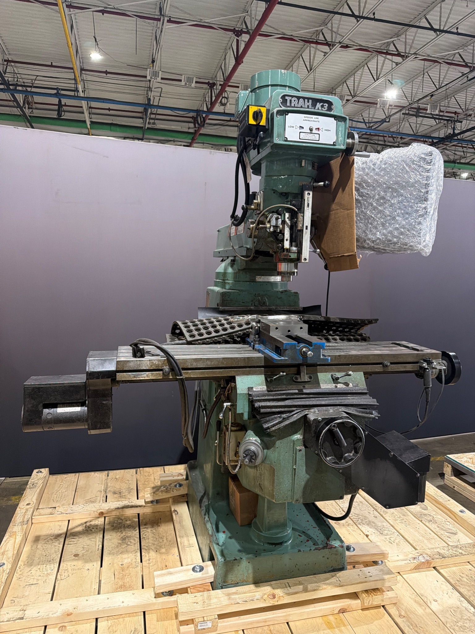 SOUTHWESTERN INDUSTRIES TRAK K3SX CNC Vertical Mill 3PH 220V USED 0