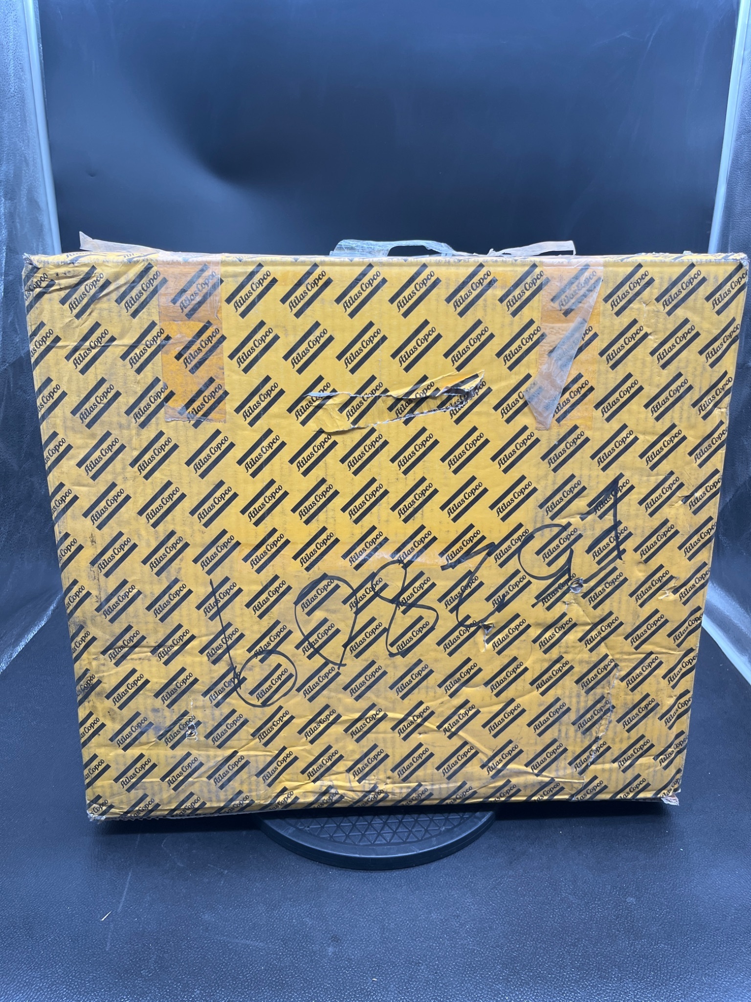 ATLAS COPCO 8435 3070 20 MaxiDisplay 3 HMI Display Panel 19V DC 100–240V AC NEW 1