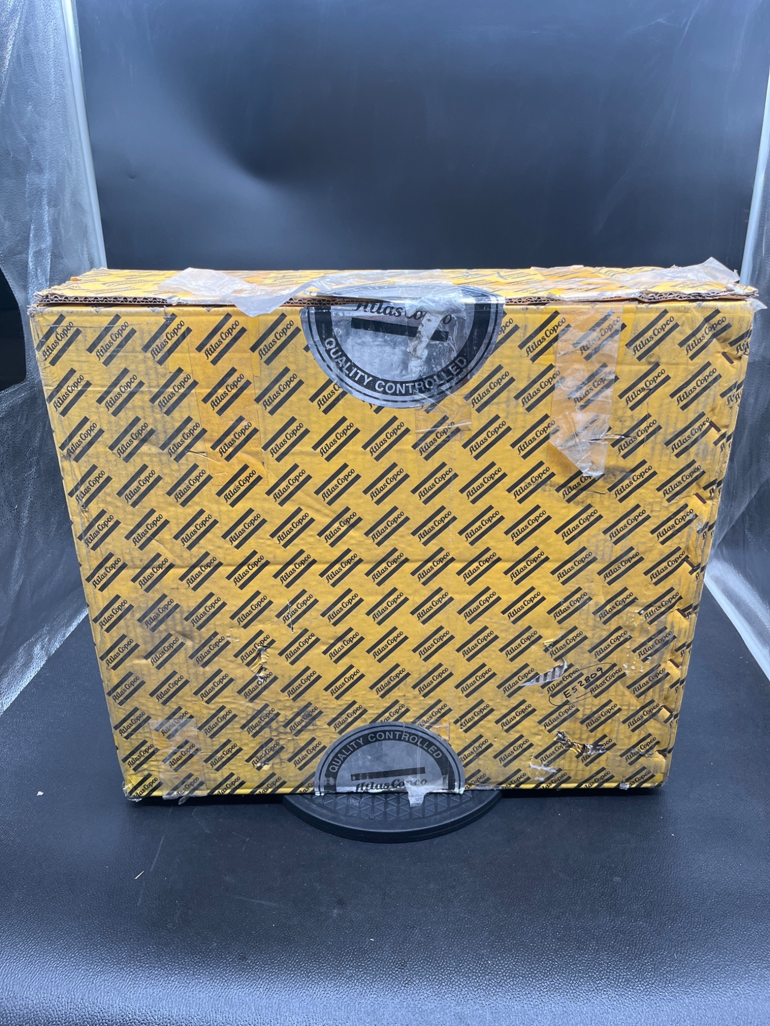 ATLAS COPCO 8435 3070 20 MaxiDisplay 3 HMI Display Panel 19V DC 100–240V AC NEW 3