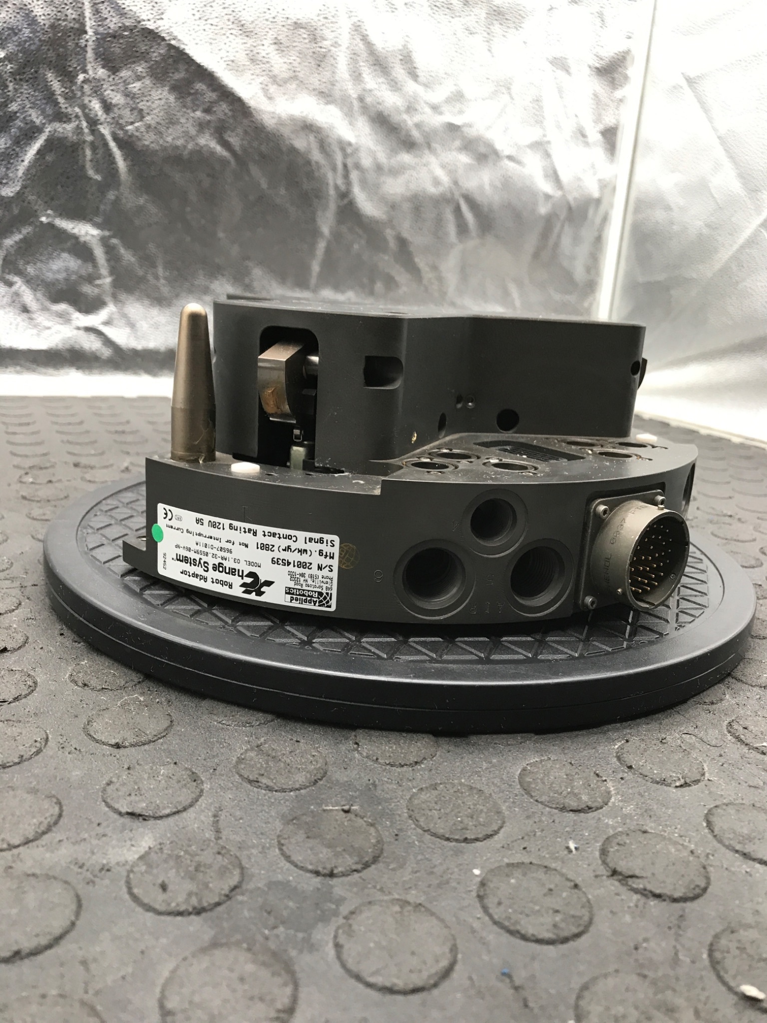 APPLIED ROBOTICS 03.1AR-32.05S9M-06V-NP Quick Change Tool Changer USED 3