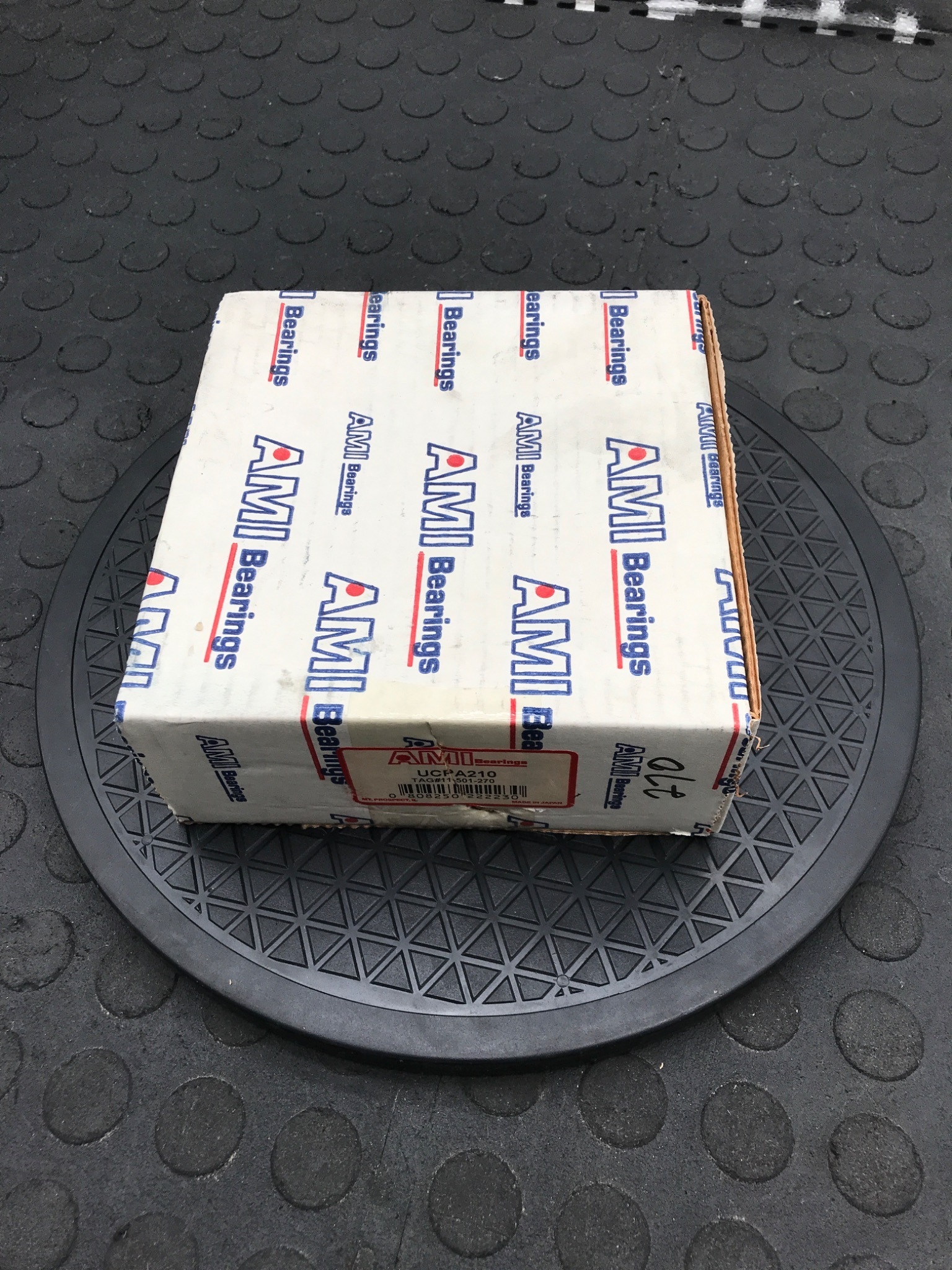AMI UCPA210 2-Bolt Pillow Block Bearing Unit 50mm Bore NEW 1