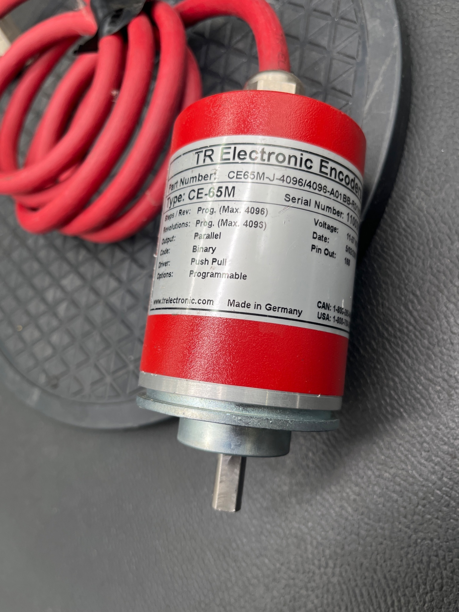 TR Electronic CE65M-J-4096/4096-A01B-R01WB-1.5/168 Absolute Rotary Encoder USED 2