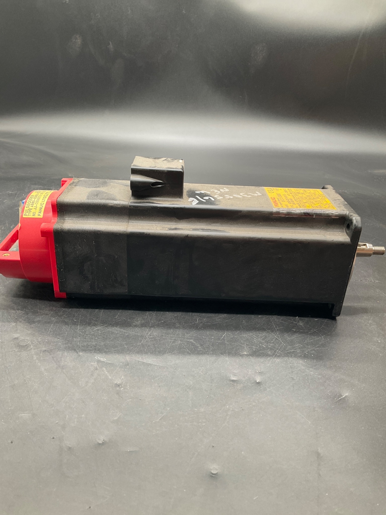 Fanuc A06B-0374-B175 AC Servo Motor Alpha iS 3000 USED 3