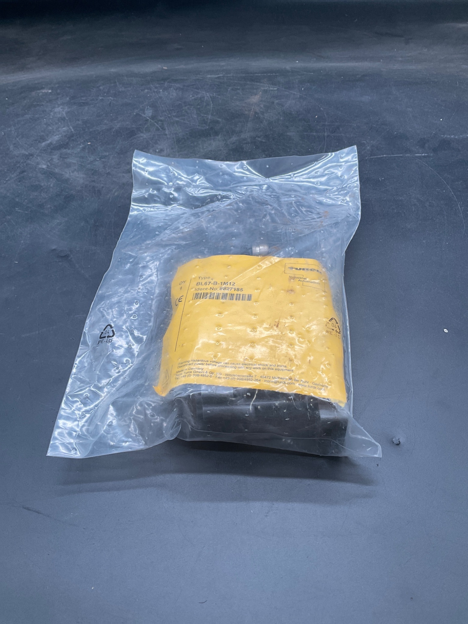 Turck BL67-B-1M12 BL67 Fieldbus Base Module NEW 1