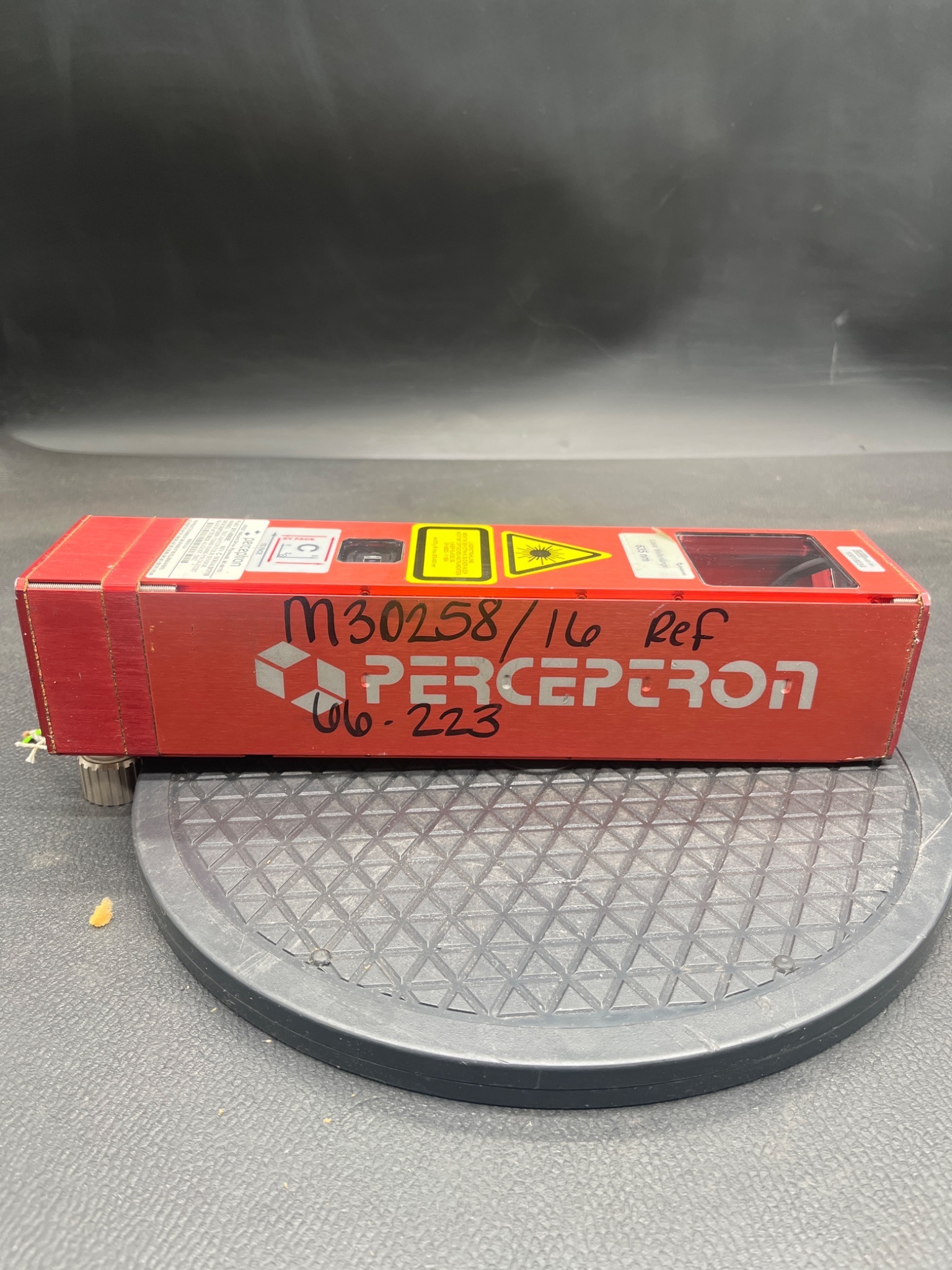PERCEPTRON 911-0069E Rev C Tricam Laser Contour Sensor USED 1