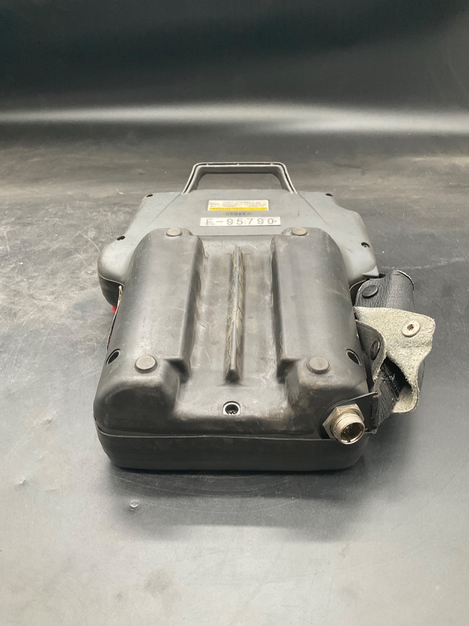 FANUC A05B-2518-C370#SGL Teach Pendant USED 2