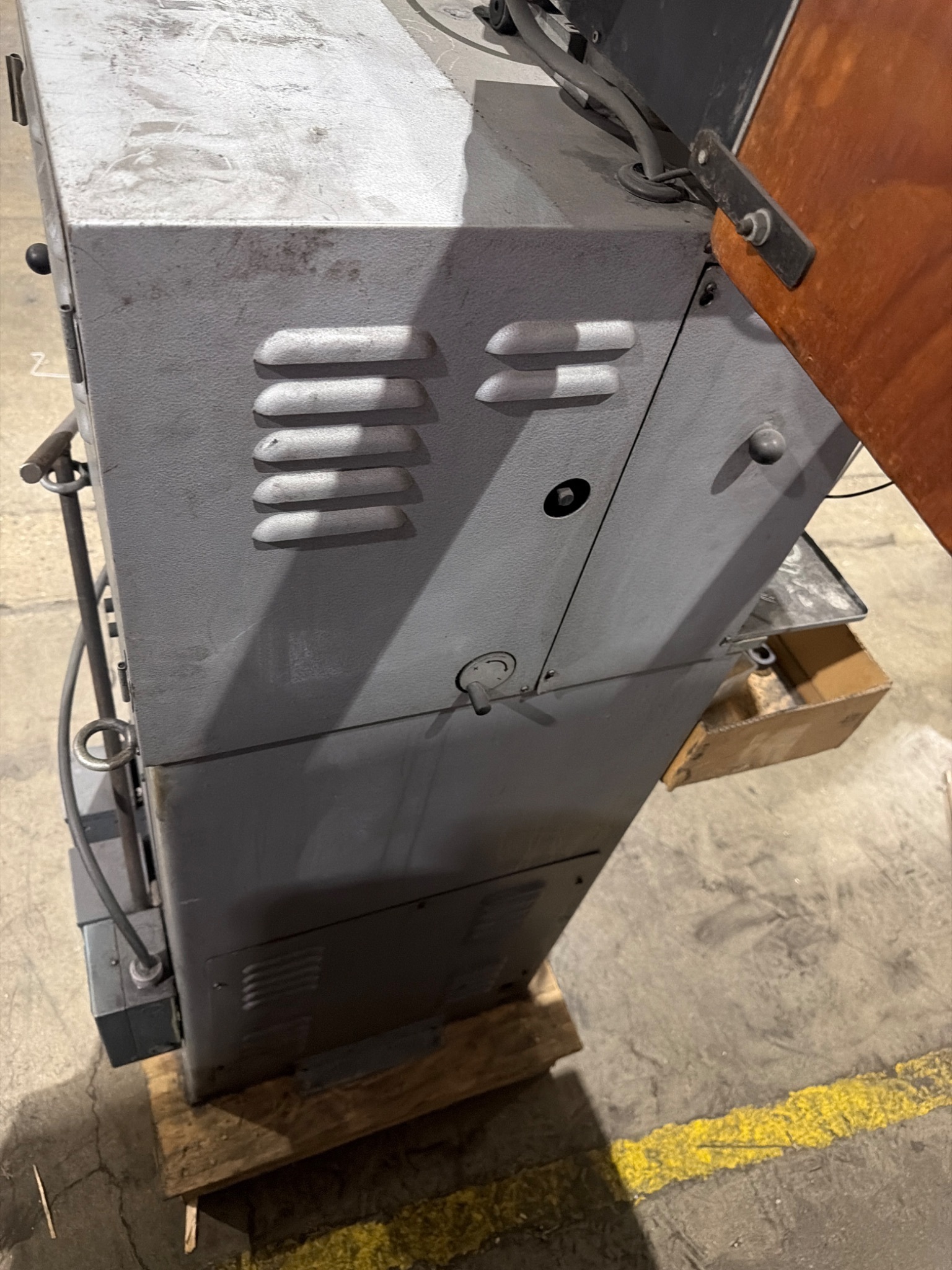 MEC CLS-10II Spring Forming Machine USED 6