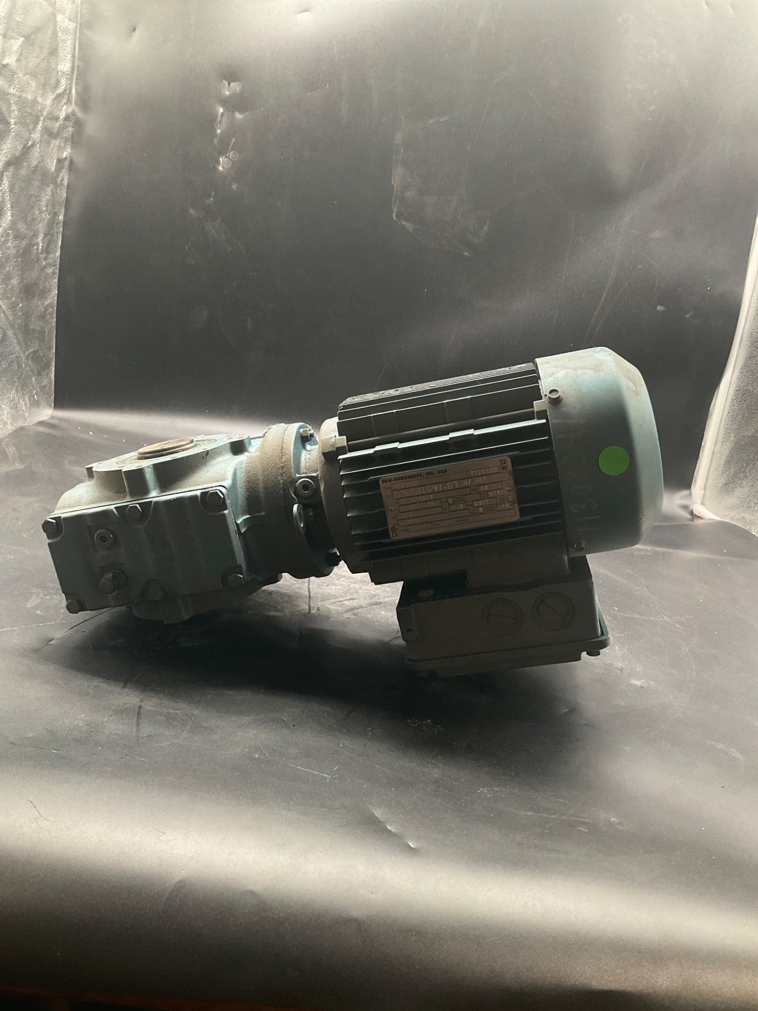 SEW‑EURODRIVE DFT80K4 Gearmotor 3‑Phase 230/460V 60Hz USED 1