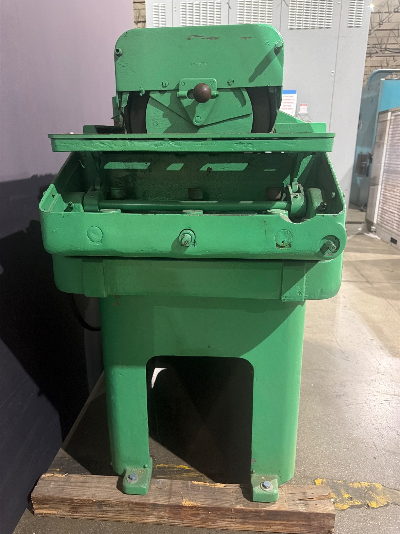 HAMMOND 14" Industrial Abrasive Cutoff Saw (Wet-Type / Dual-Wheel Enclosed Design) USED 2