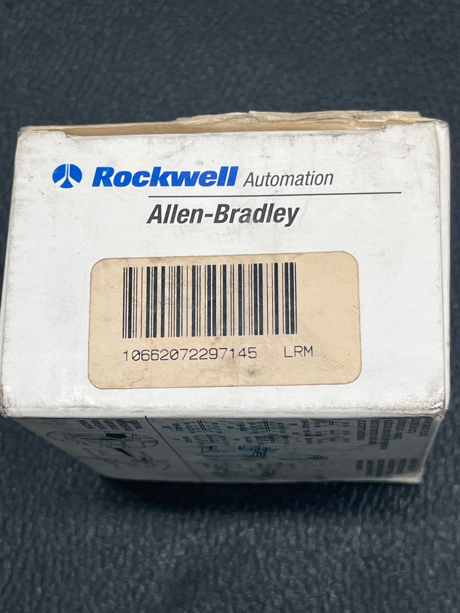 Allen-Bradley 100-A24ND3 Contactor 24V AC Coil 3 Pole NEW 4