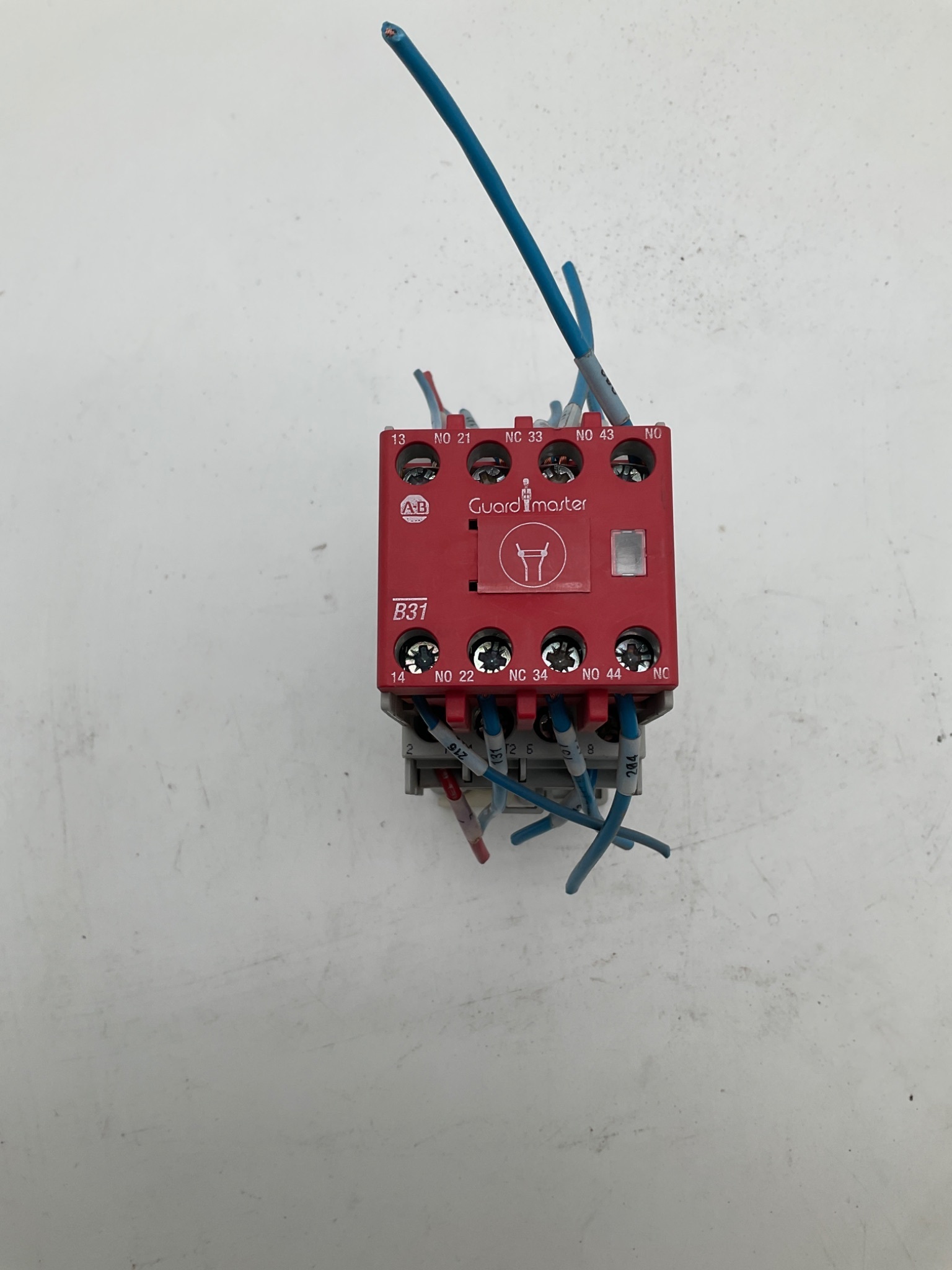 Allen-Bradley 100S-CO9EJ400 Safety Contactor Assembly with Auxiliary Block USED 0