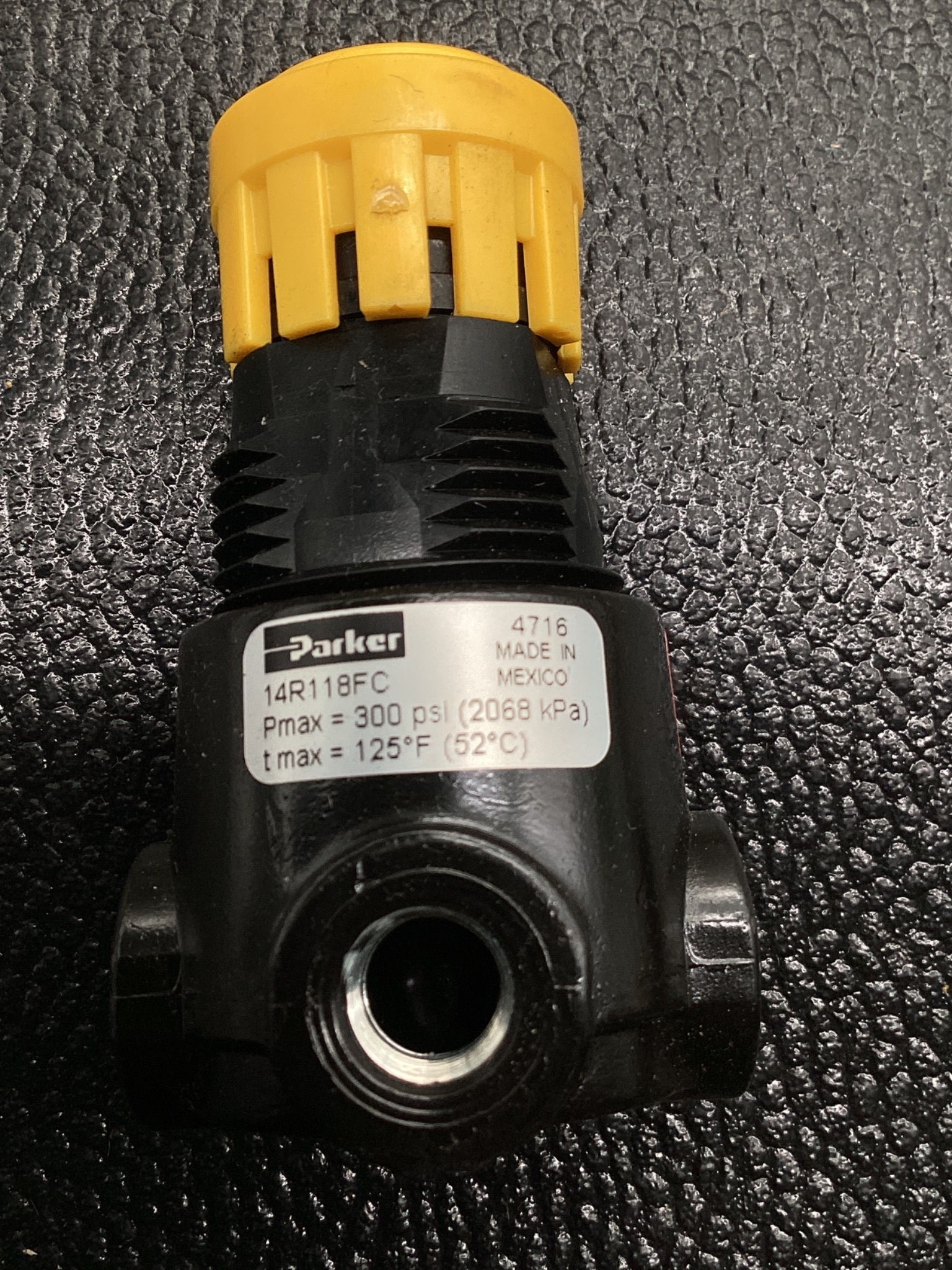 PARKER 14R118FC 1/4" Pneumatic Pressure Regulator NEW 3