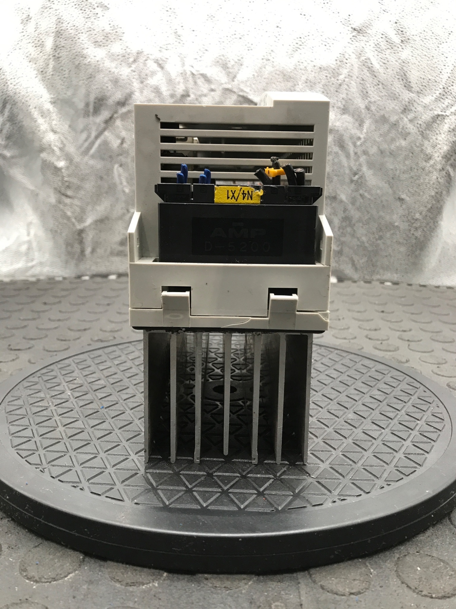 KUKA E93DA552I4B531 KSD1-16 Servo Drive Module USED 4