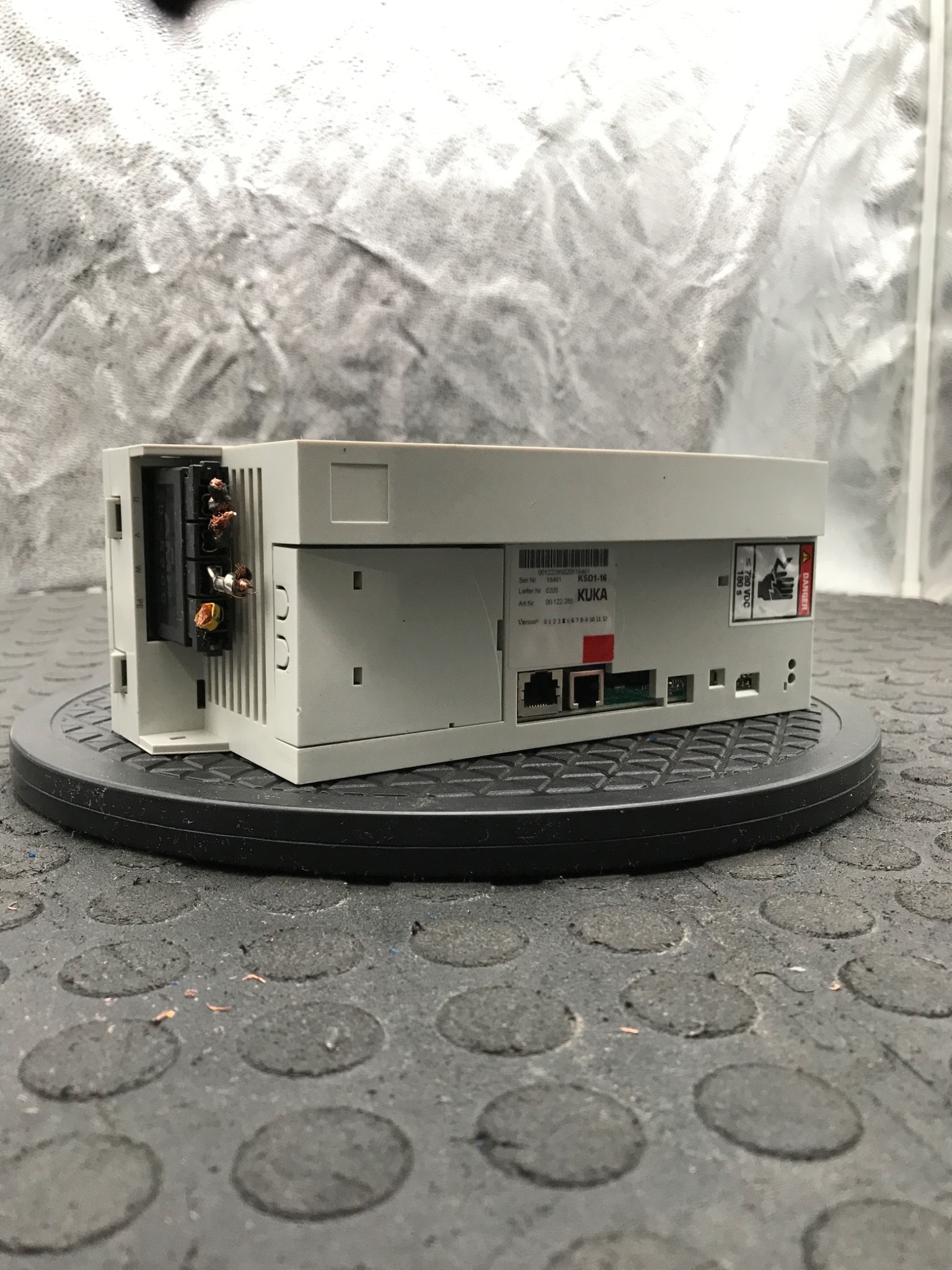 KUKA E93DA552I4B531 KSD1-16 Servo Drive Module USED 5