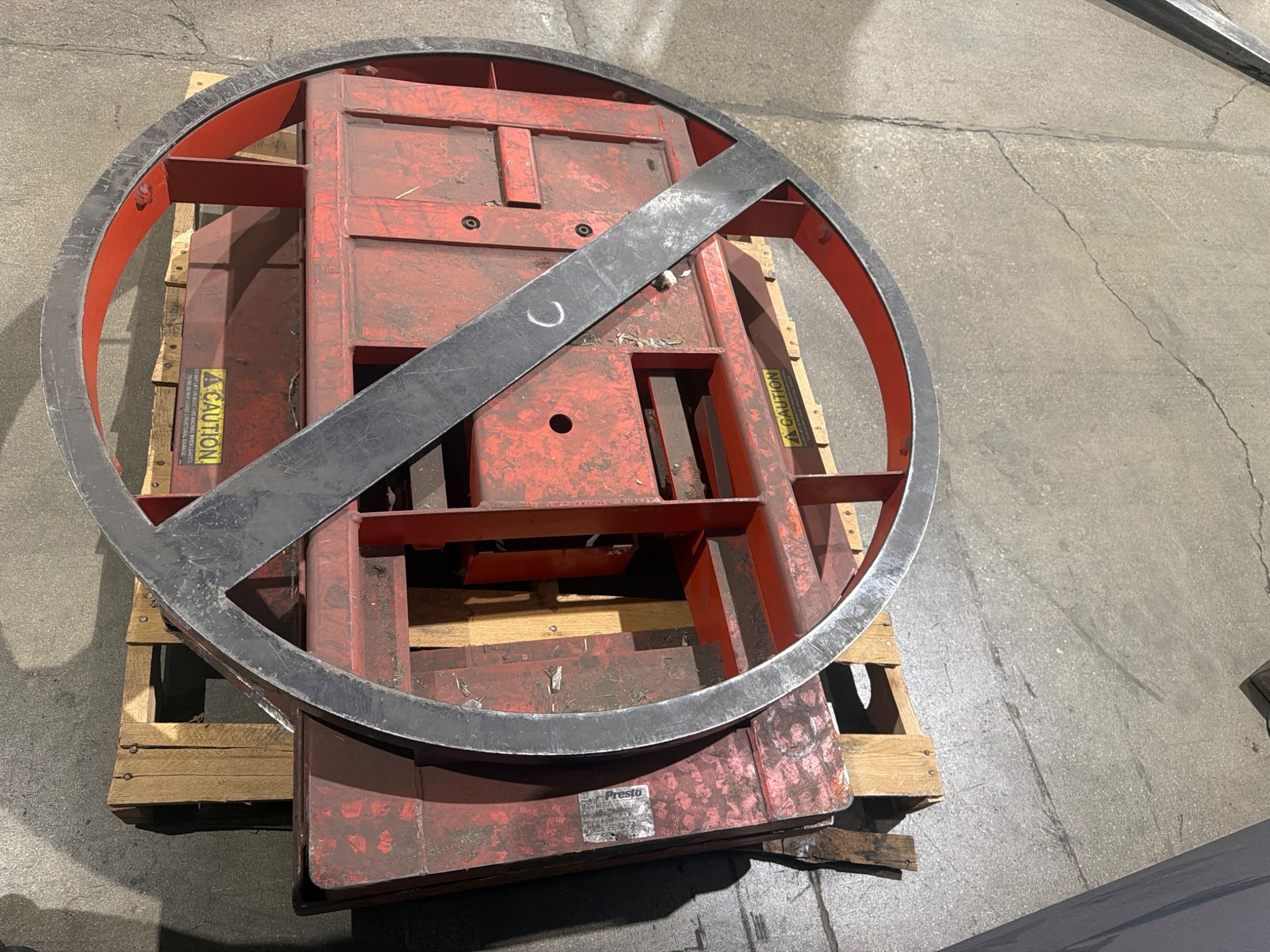 Presto P3 Pallet Positioner Turntable 4000 lb Capacity USED 3