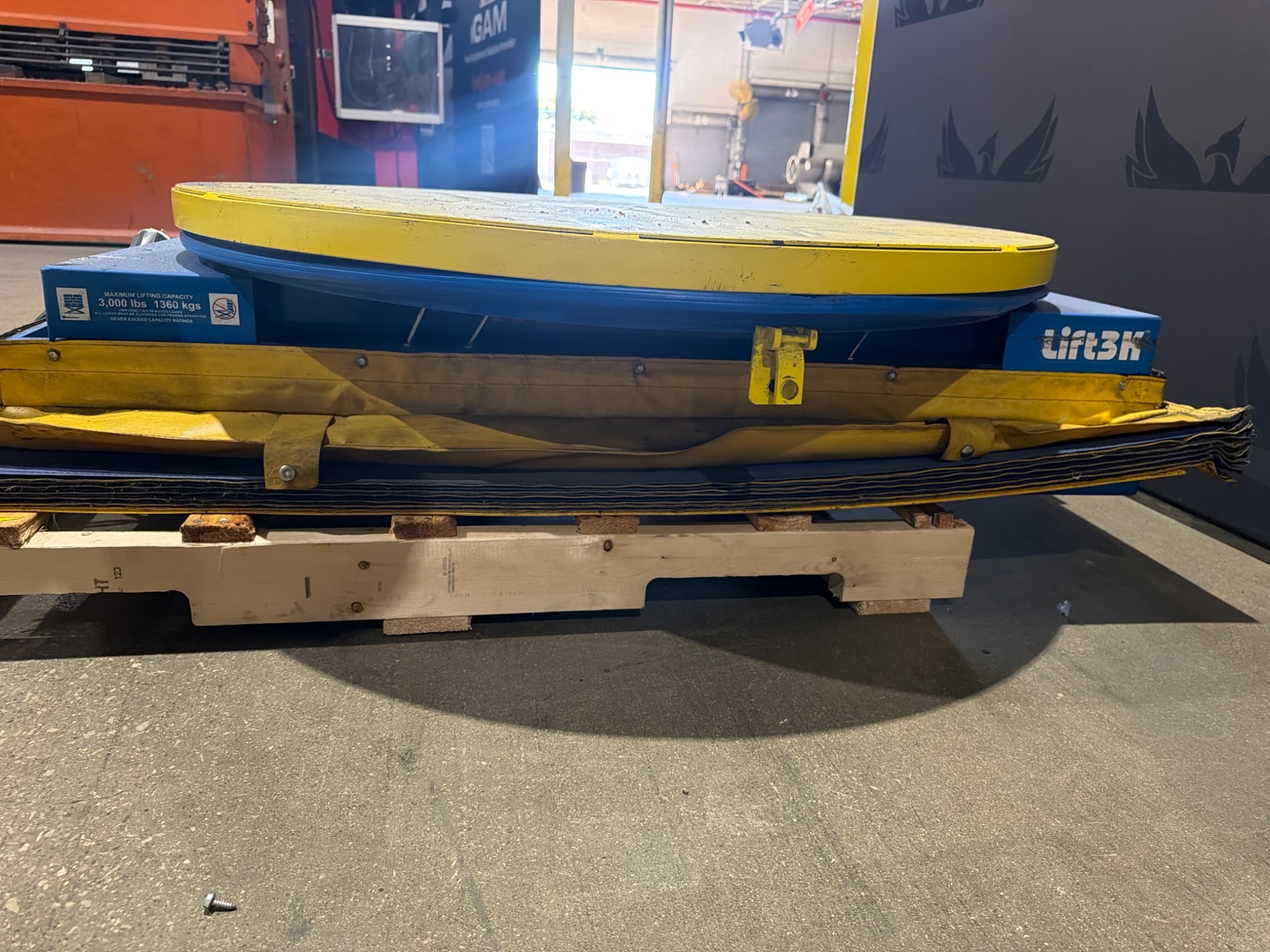 Bishamon Optimus L3K-TT Pallet Positioner Turntable 3000 lb Capacity USED 2