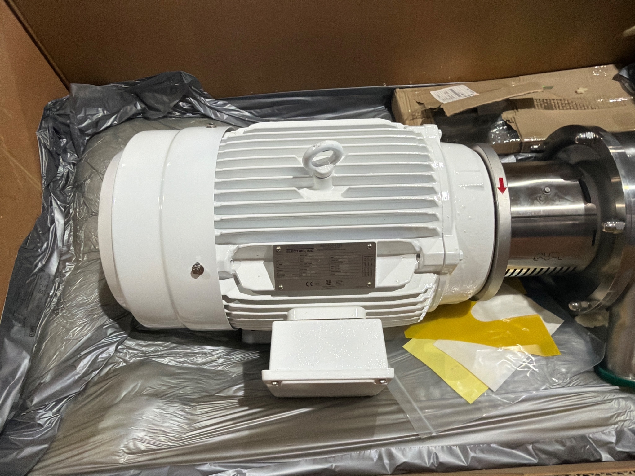 Sterling Electric TH0202PHA 20 HP 3 Phase Severe Duty Motor NEW 4