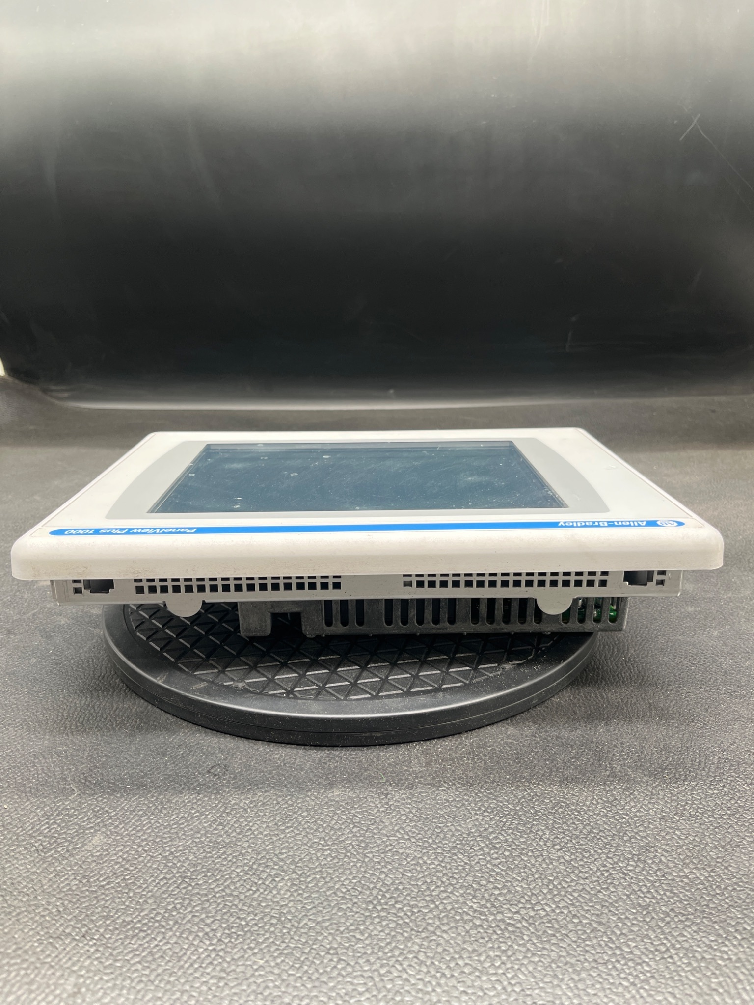 Allen-Bradley 2711P-T10C4D8 PanelView Plus 1000 Touch HMI USED 2