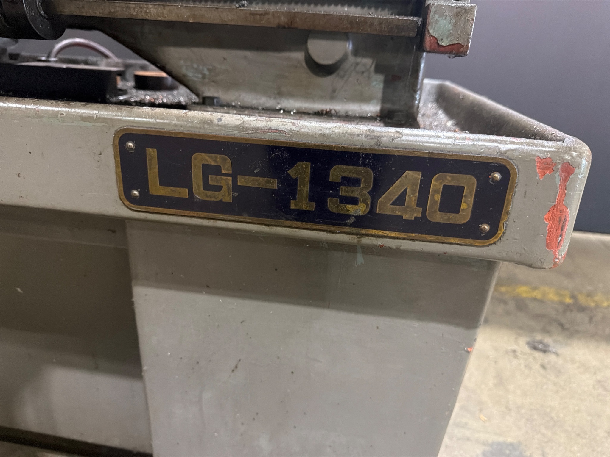 Supermax LG-1340 Engine Lathe 13" x 40" Manual Lathe USED 8