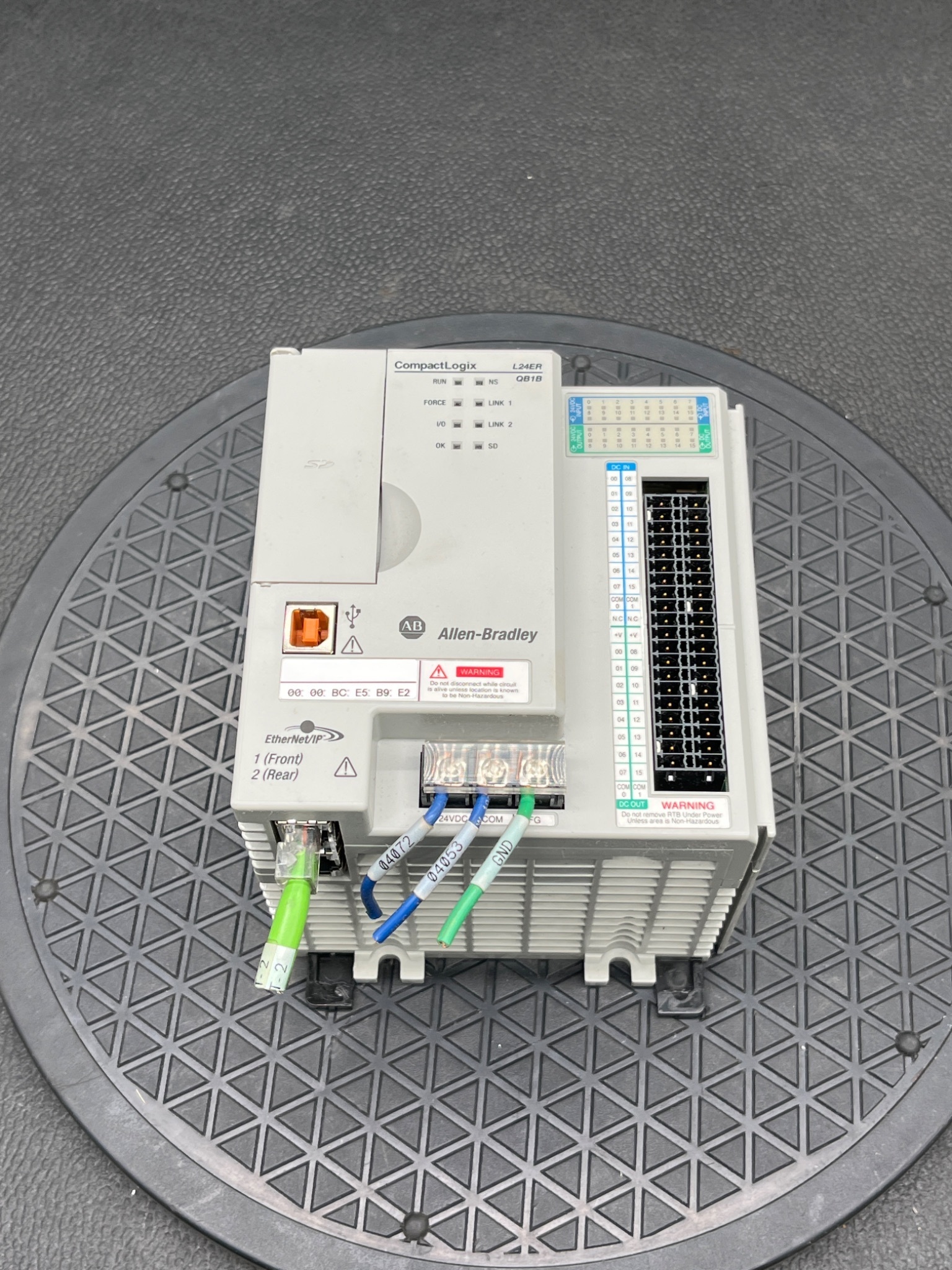 Allen‑Bradley 1769-L24ER-QB1B CompactLogix PLC Controller USED 0
