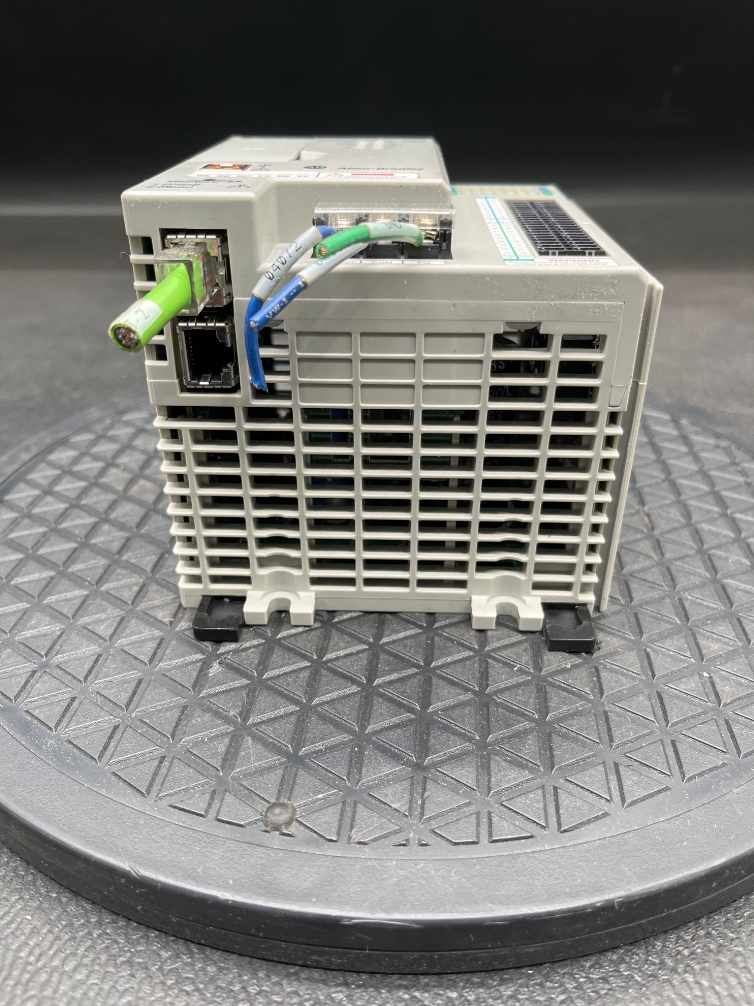 Allen‑Bradley 1769-L24ER-QB1B CompactLogix PLC Controller USED 1
