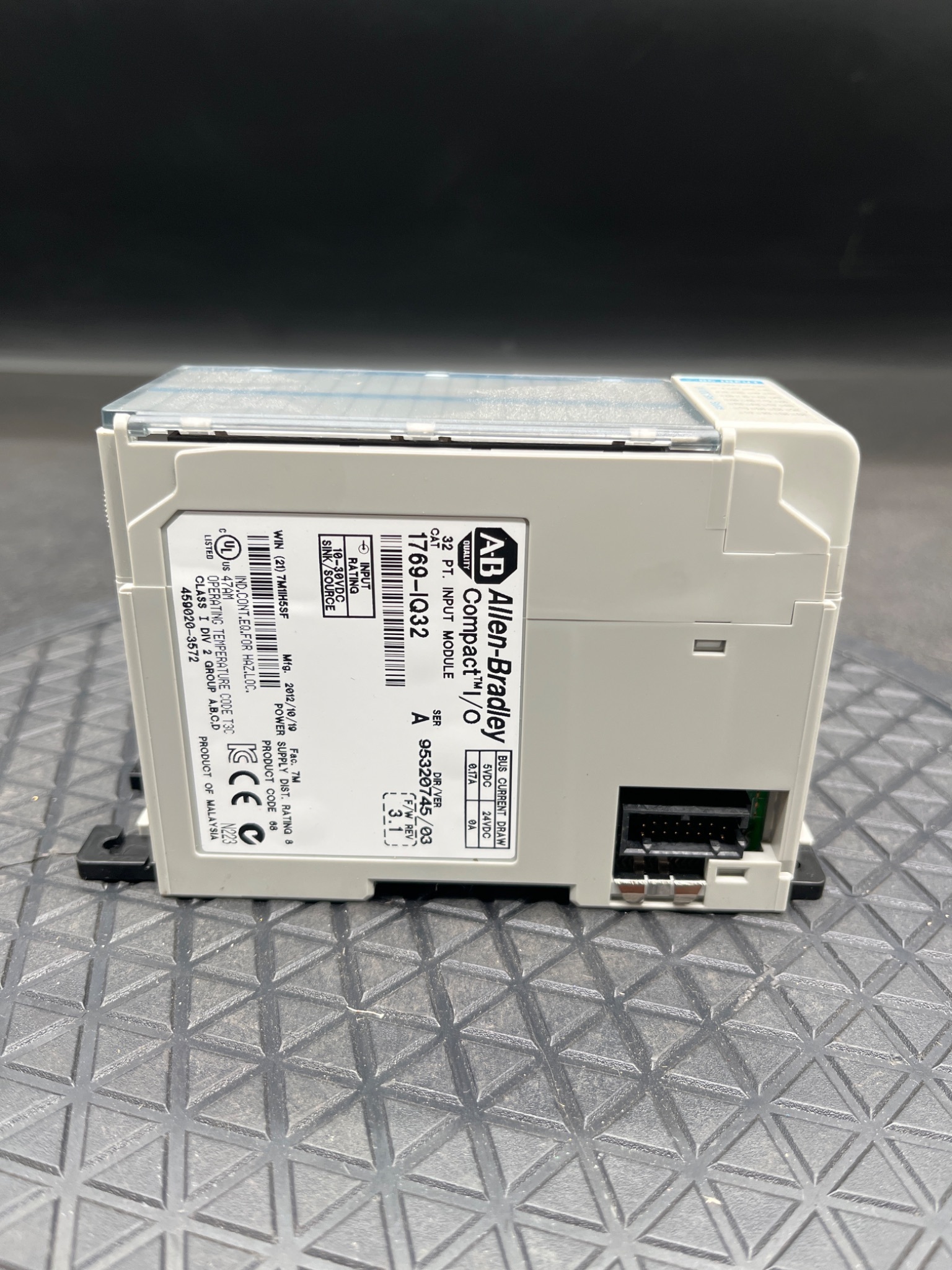 Allen-Bradley 1769-IQ32 Compact I/O Input Module Series A USED 1