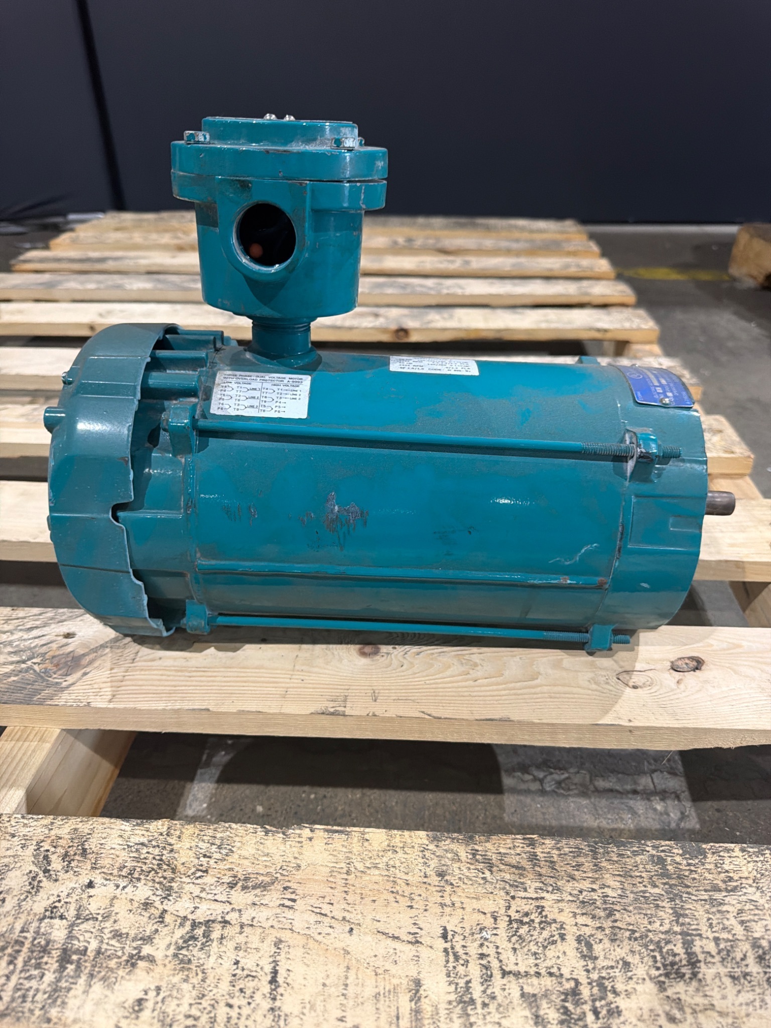 Leeson A6T17XC24 AC Motor 1.5 HP 1725 RPM 208-230/460V USED 0