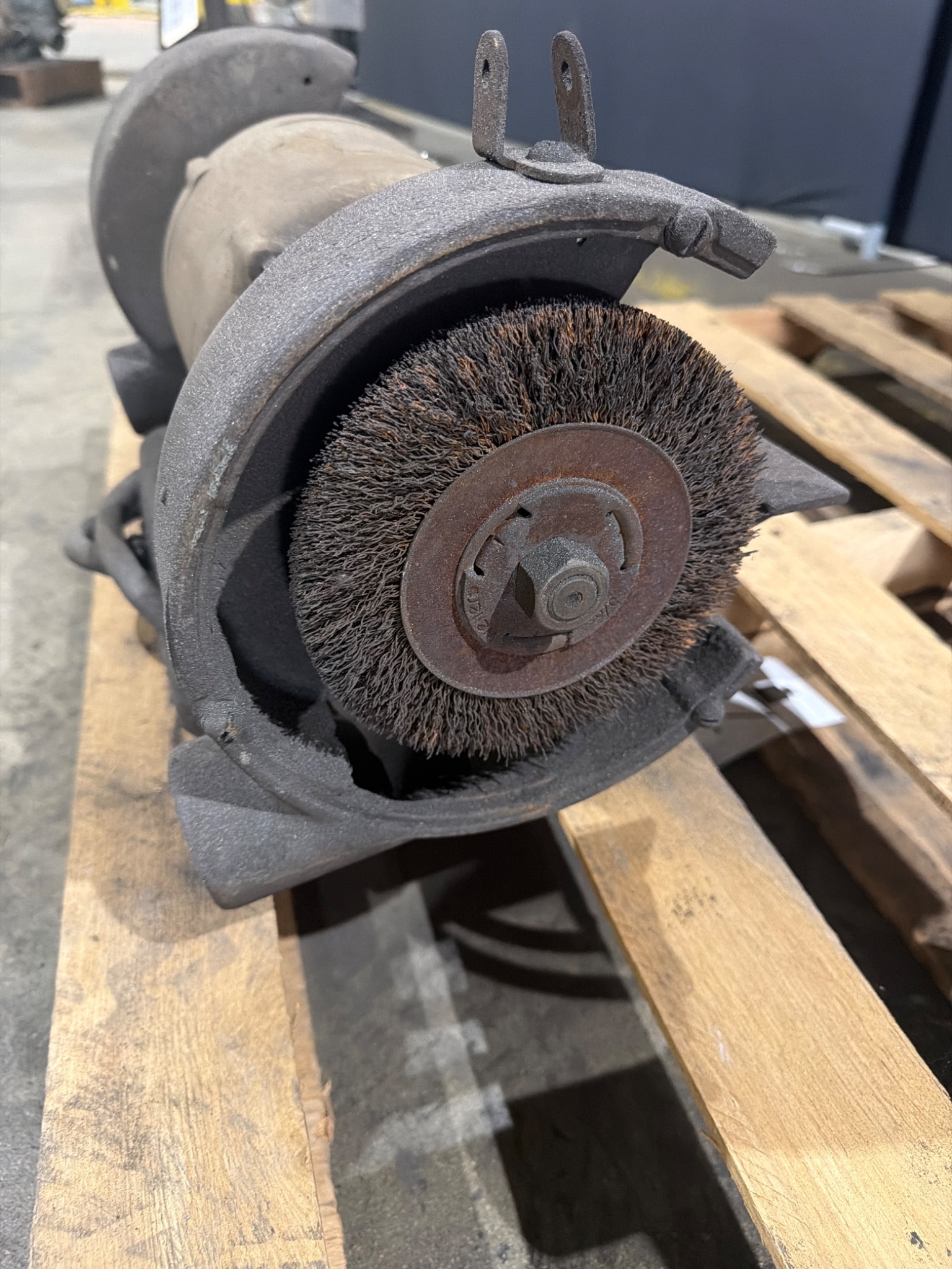 Dual Wheel Pedestal Grinder USED 4