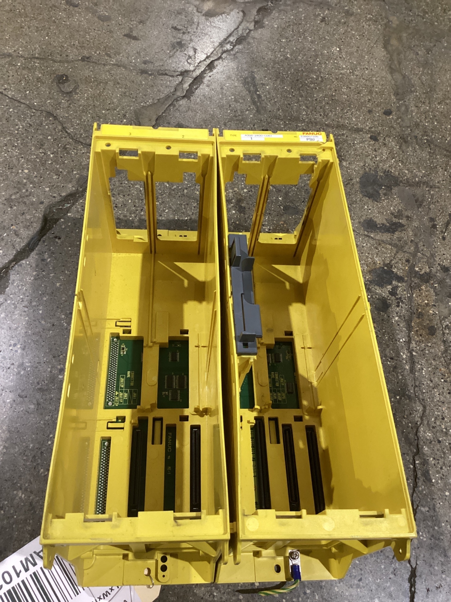 FANUC A05B-2400-C061 Power Supply Unit Rack Chassis USED 1