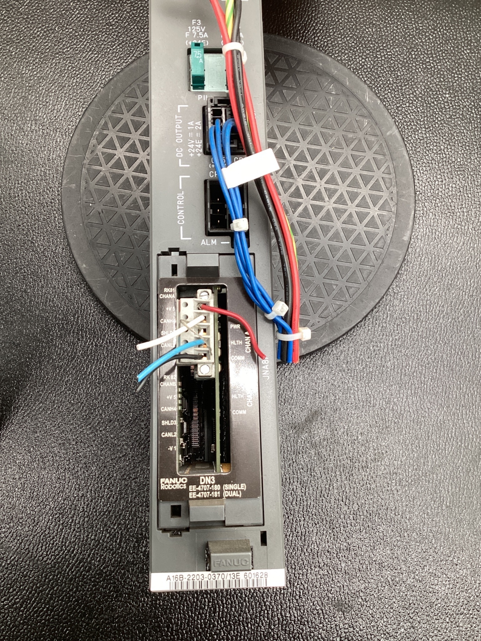 FANUC A16B-2203-0370 Control Module Board USED 11