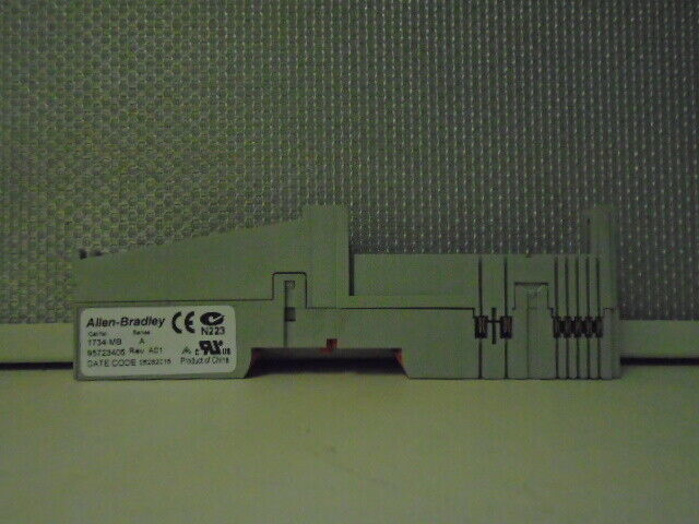 ALLEN BRADLEY 1734-MB POINT I/O Mounting Base USED 2