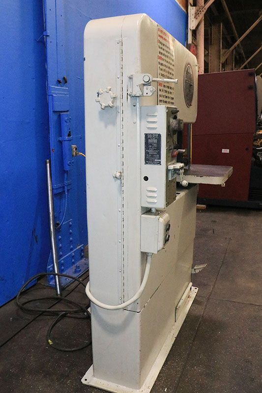 30" DOALL 3012-U VERTICAL BAND SAW USED 2