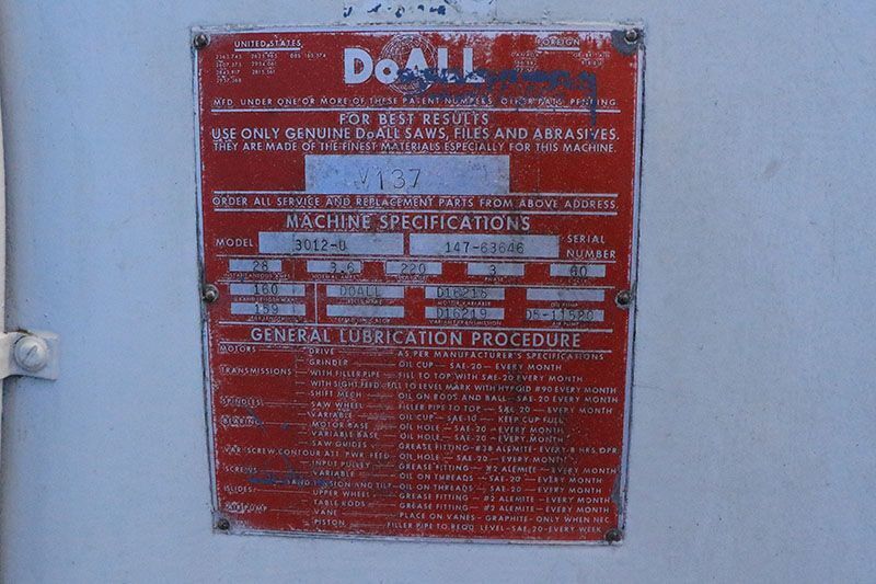 30" DOALL 3012-U VERTICAL BAND SAW USED 6