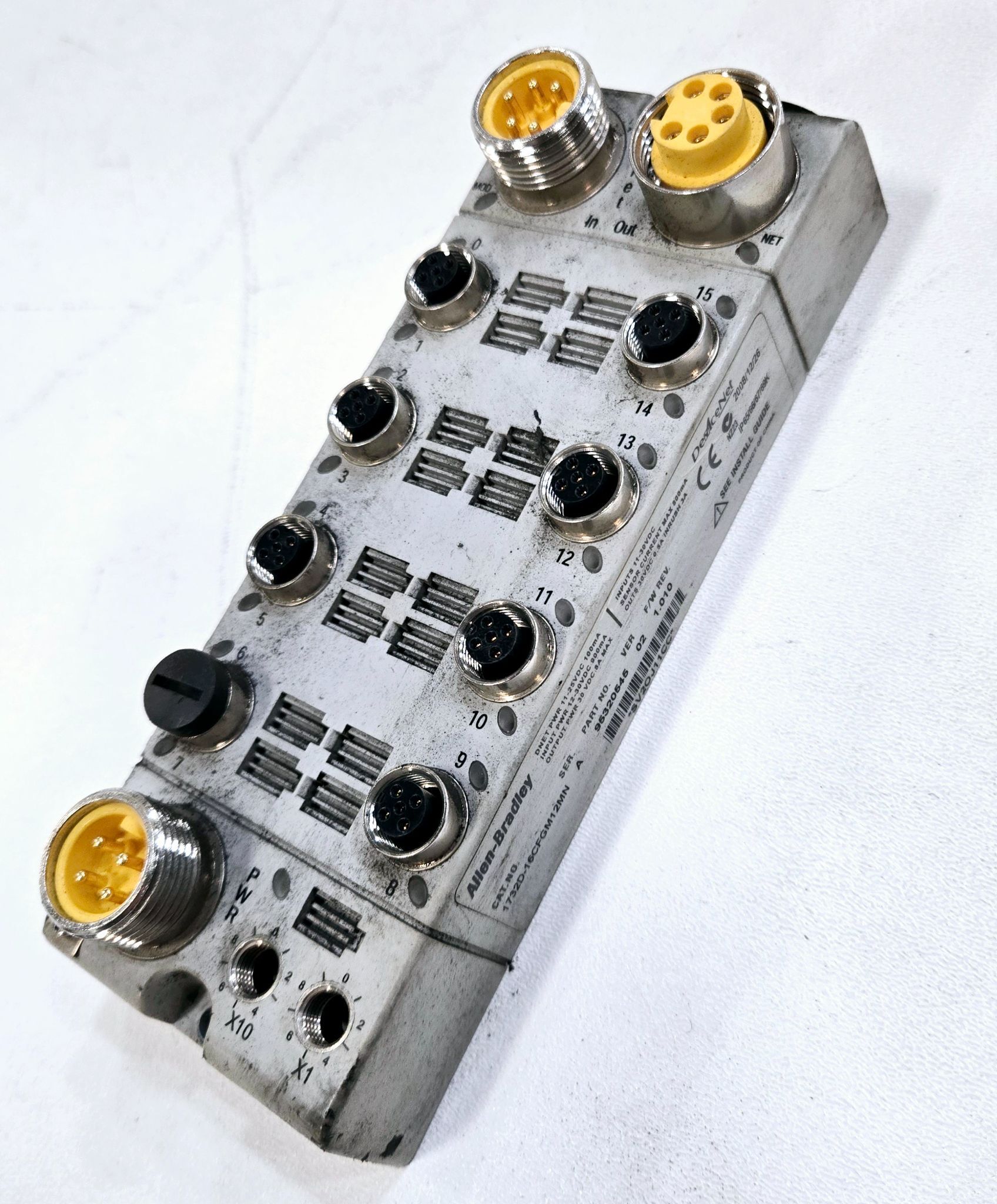 ALLEN BRADLEY 1732D-16CFGM12MN DeviceNet I/O Block USED 1