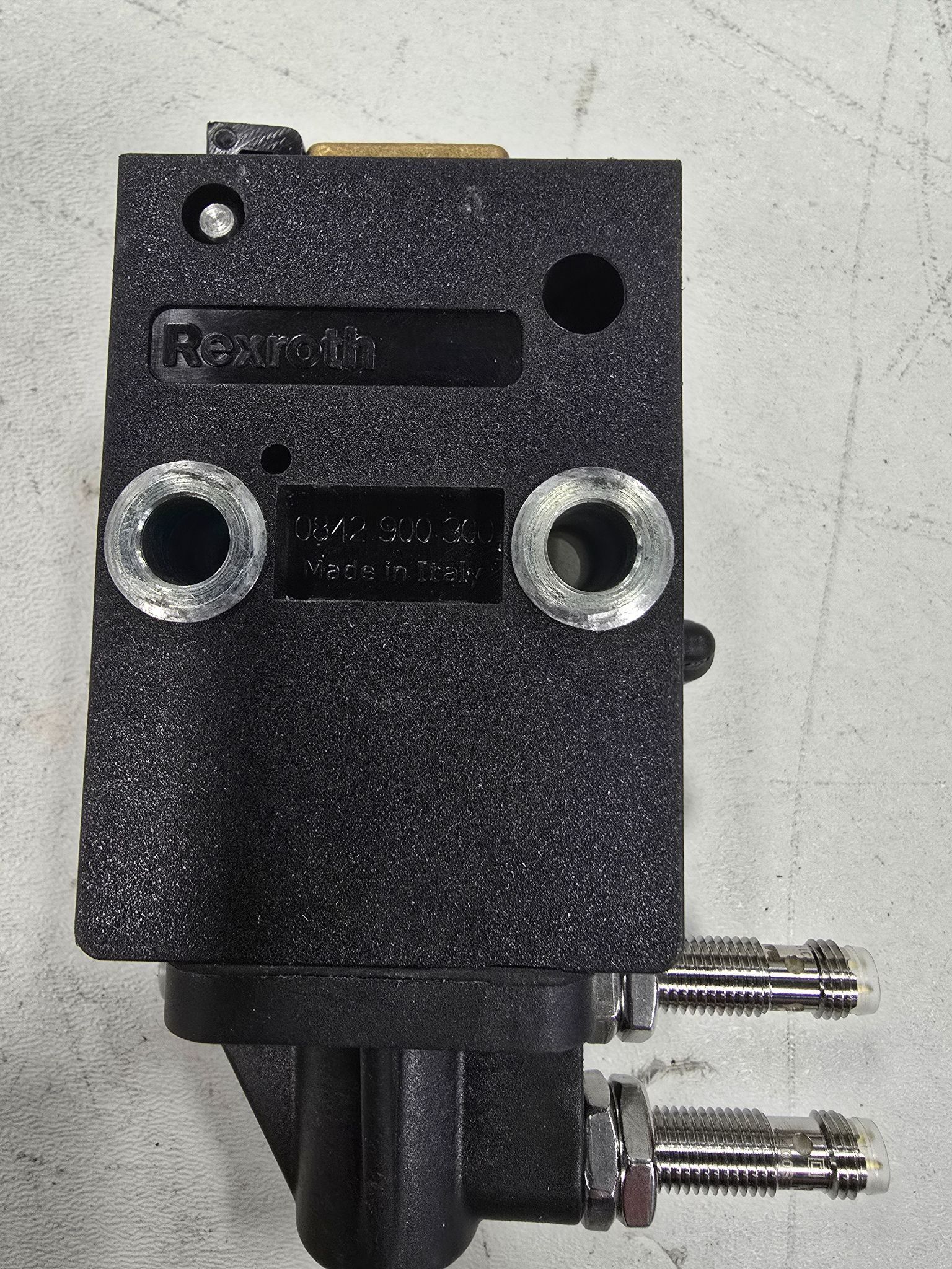 Rexroth 0842900300 Electro-Pneumatic Valve Module USED 1