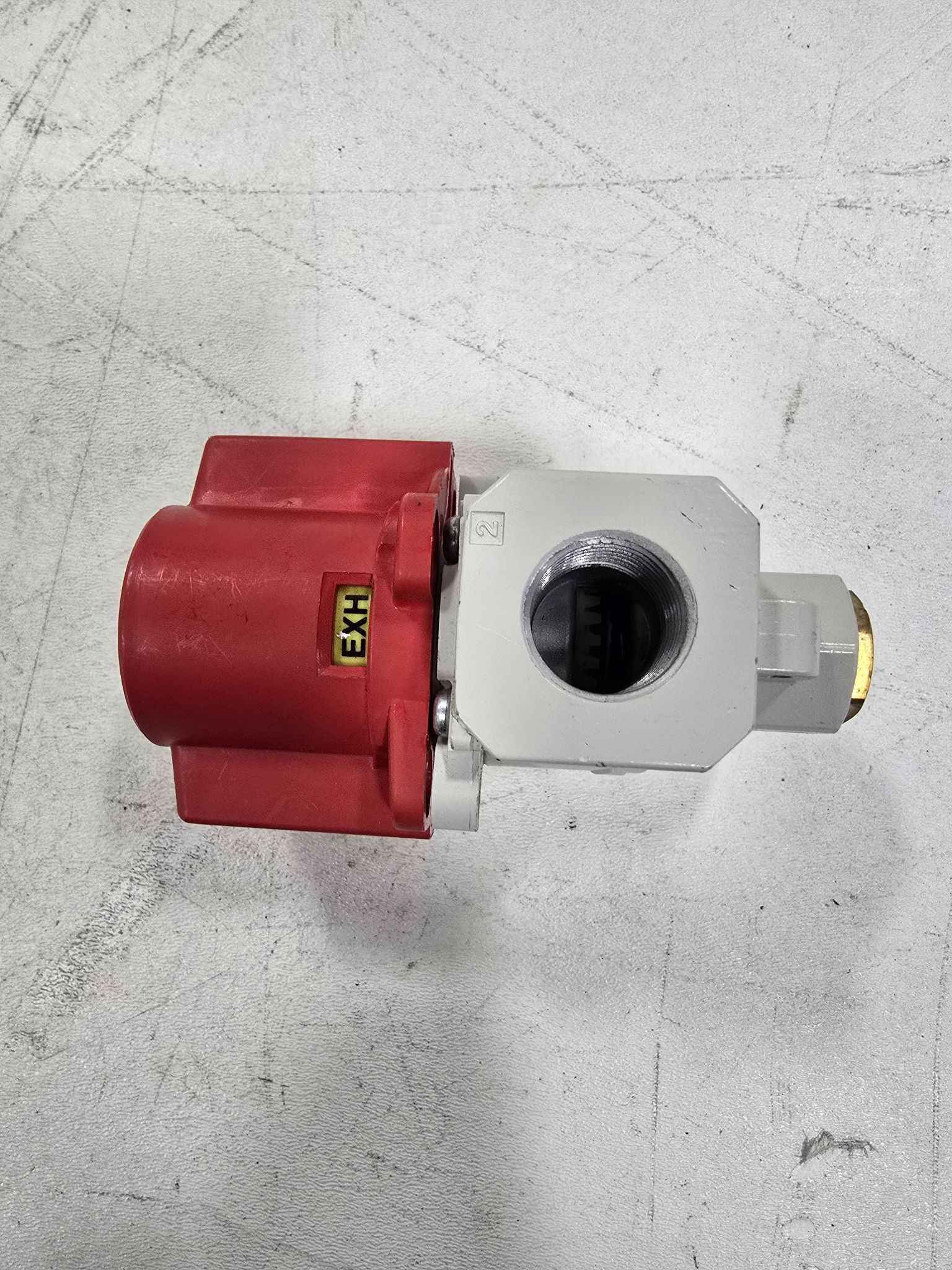 SMC VHS40-N04A-BS-Z Lockout Valve 1/2" USED 2