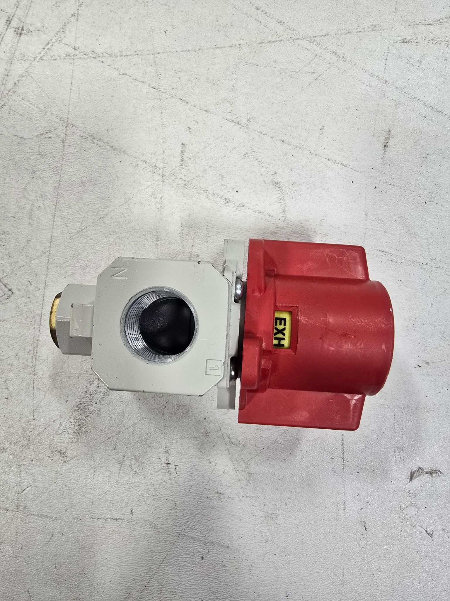 SMC VHS40-N04A-BS-Z Lockout Valve 1/2" USED 4