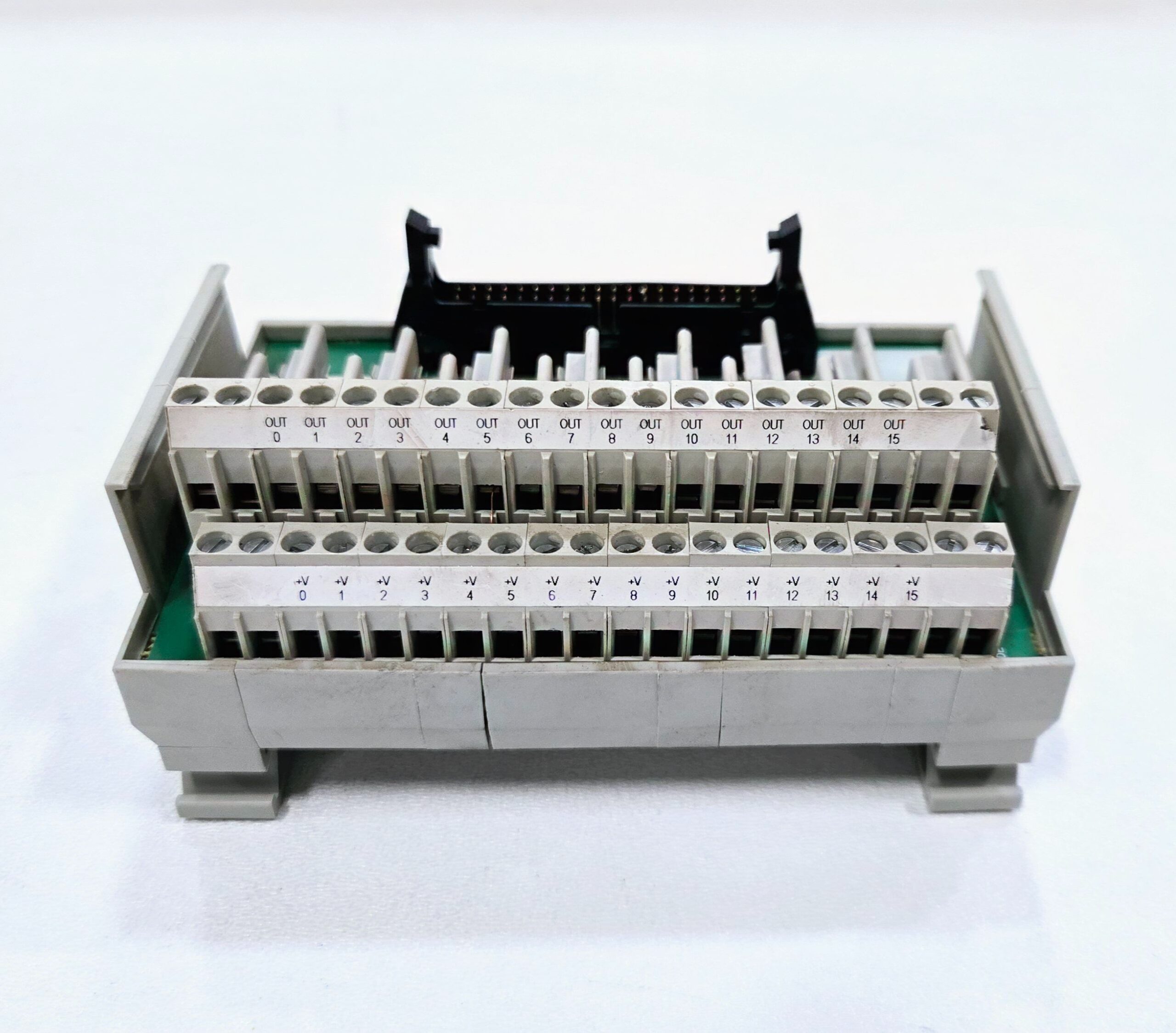 ALLEN BRADLEY 1492-IFM40F-FS24-2 Interface Module 10-30V AC/DC USED 0