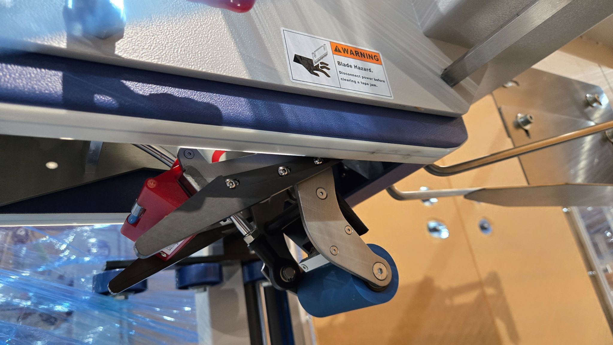 INTERPACK UA262024-SB CASE SEALING MACHINE 115V NEW 4
