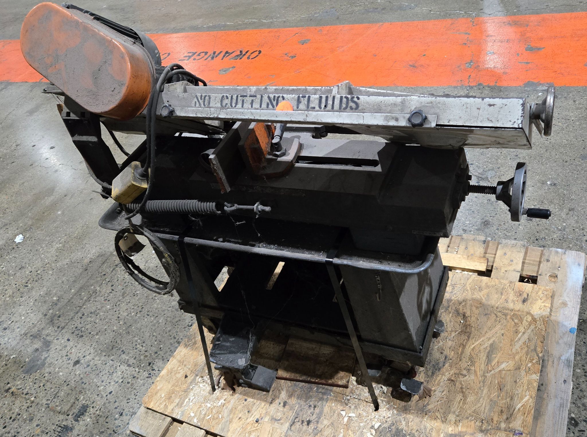 WILTON HORIZONTAL BANDSAW, USED 2