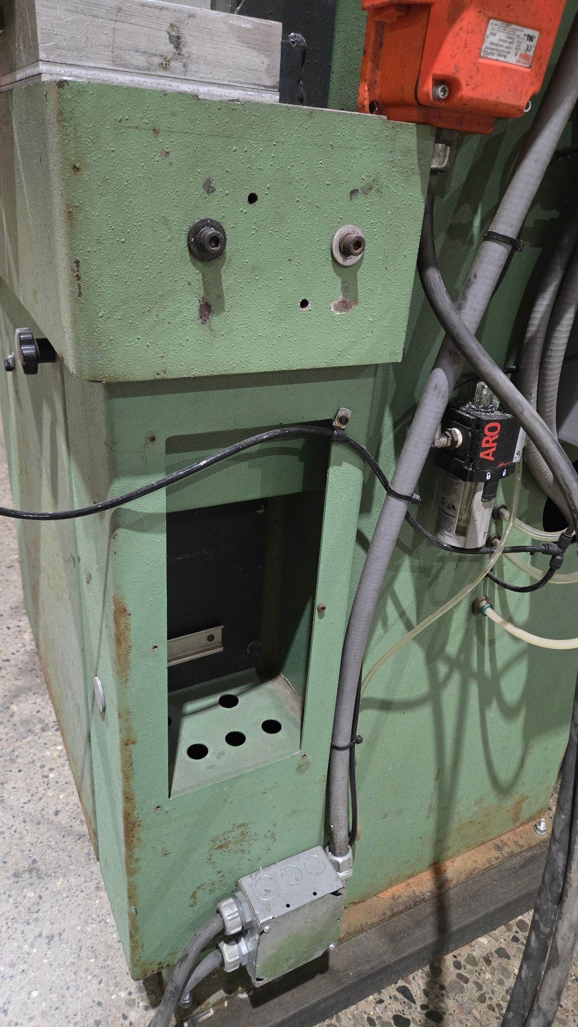 AMP T-350 Double Mitre Saw USED 8