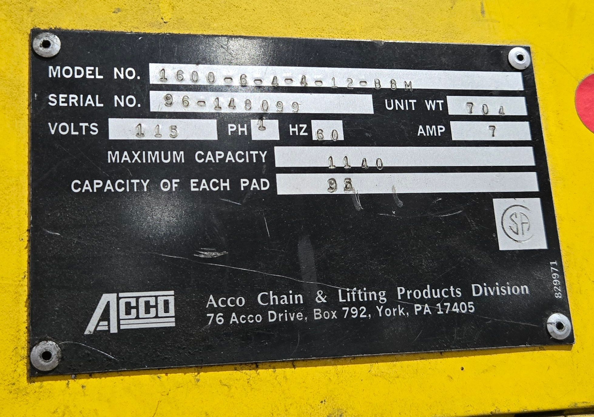 ACCO 1600-6-4-4-12-B8M VACCUUM LIFT ASSIST FOR PANELS USED 9
