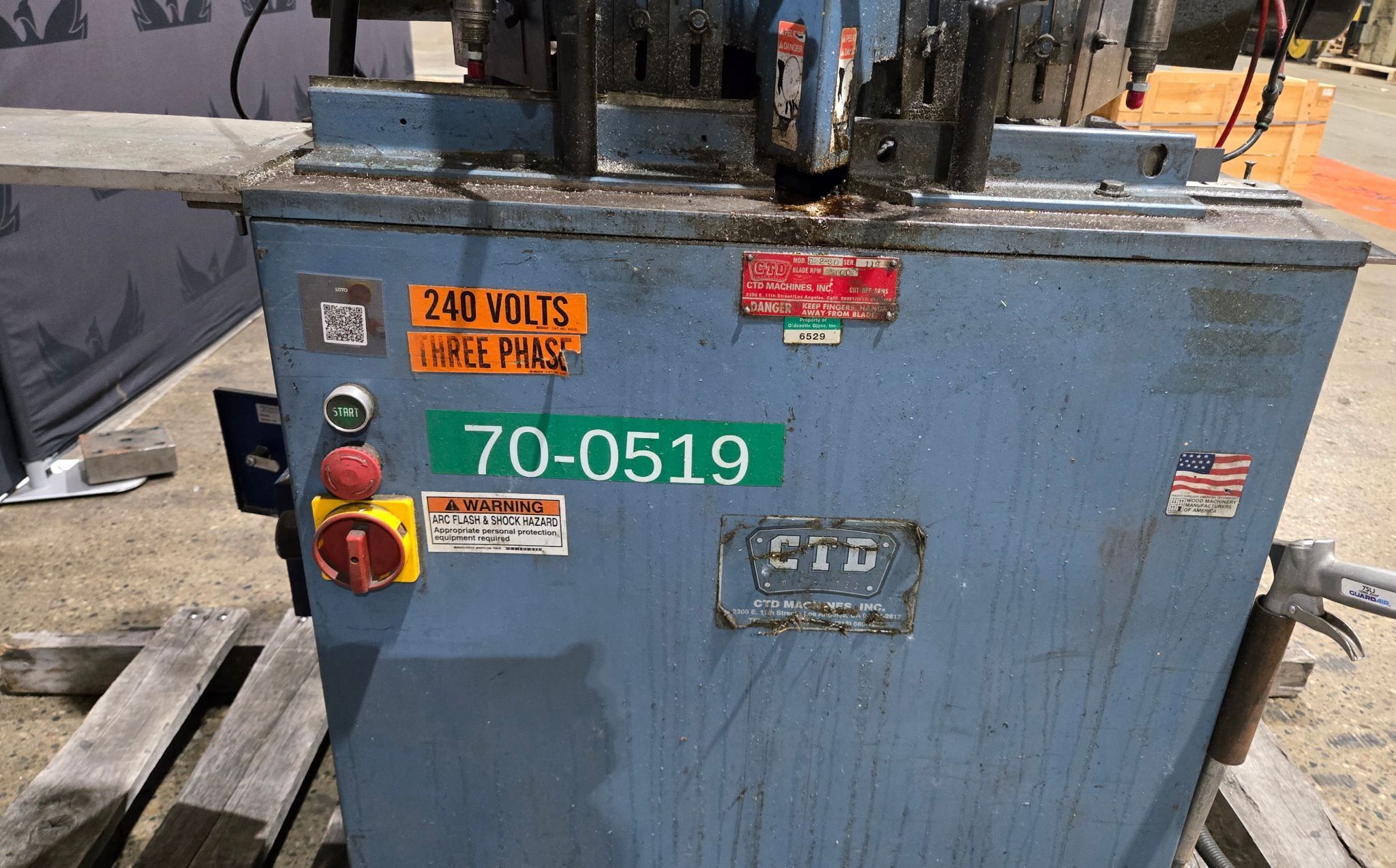 CTD D22-30 DUAL MITER SAW USED 4