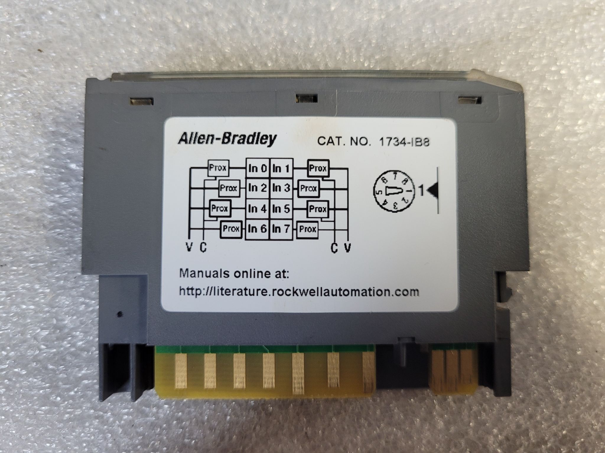 Allen Bradley 1734-IB8/C POINT I/O 24VDC Input Module USED 1